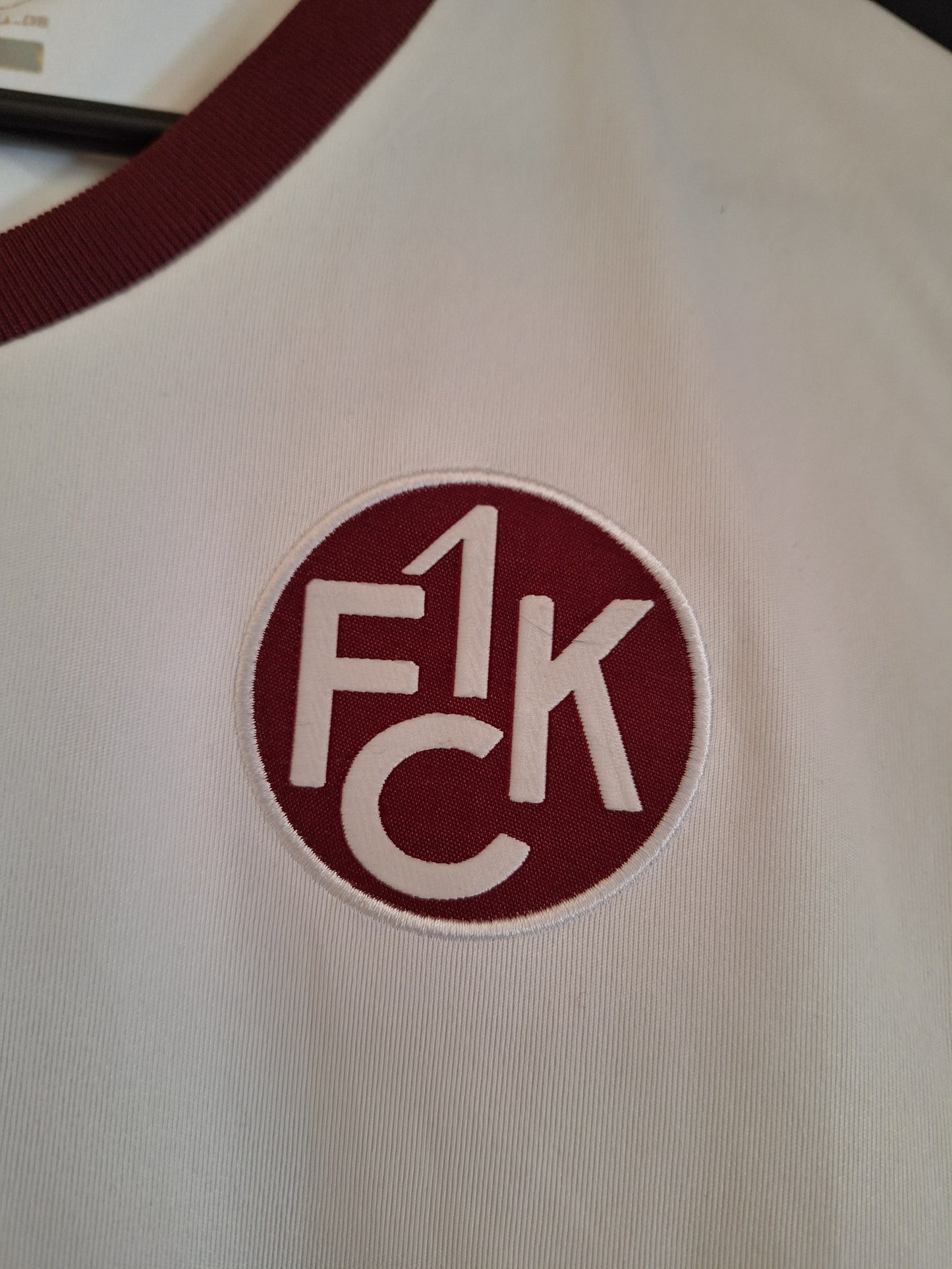 Tricou fotbal 1. FC Kaiserslautern 2010 2011 cu autografe, S