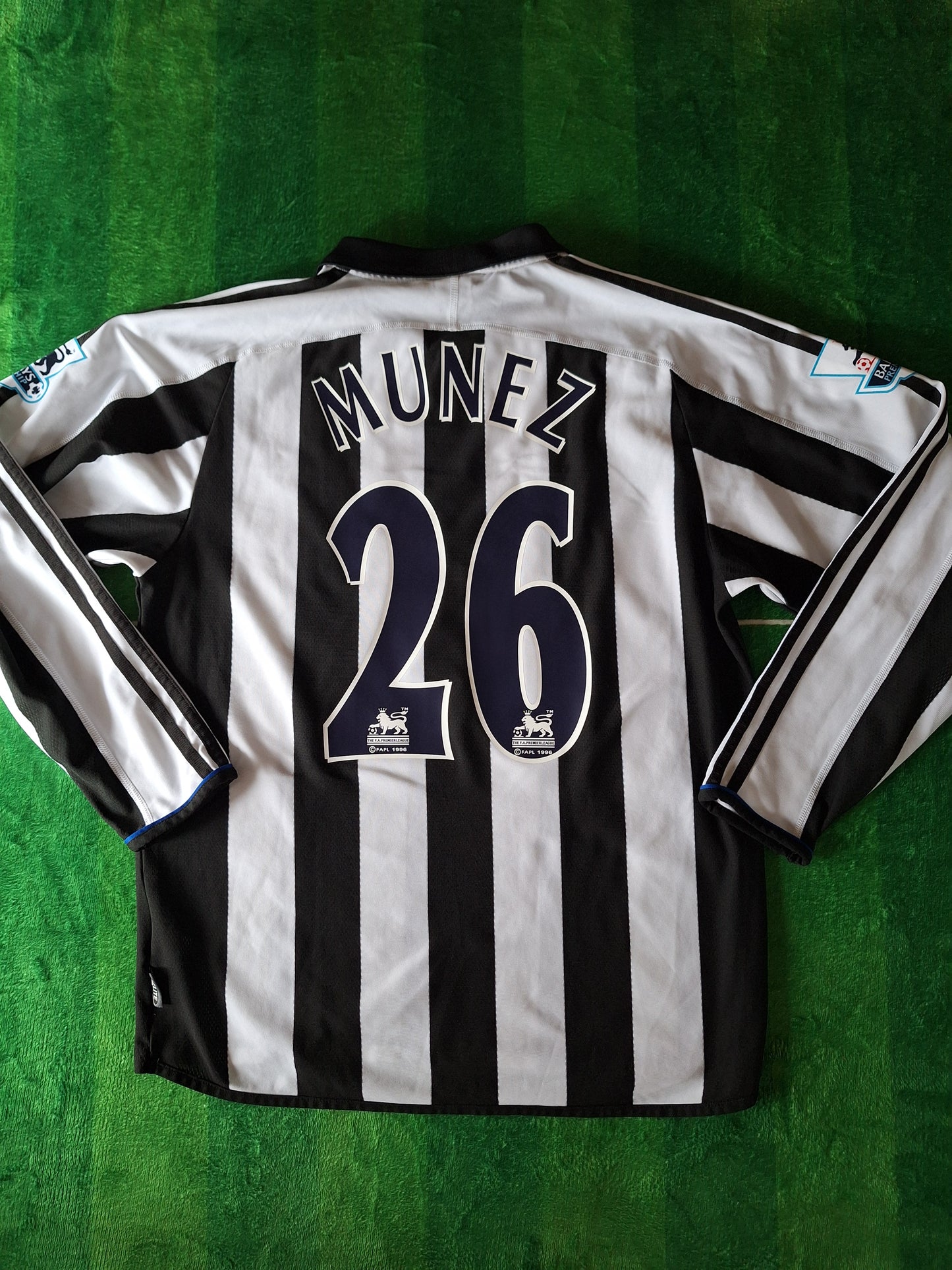 Tricou fotbal Newcastle United, Santiago Munez 26, M