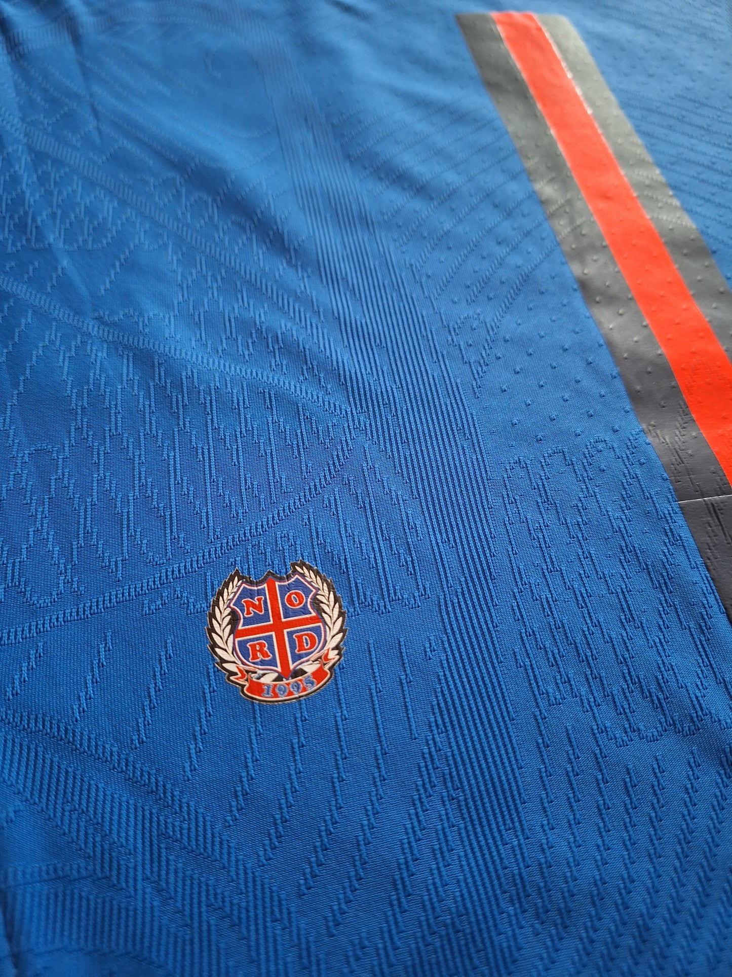 Tricou fotbal de joc FCSB 2024-2025, Ngezana 30, M