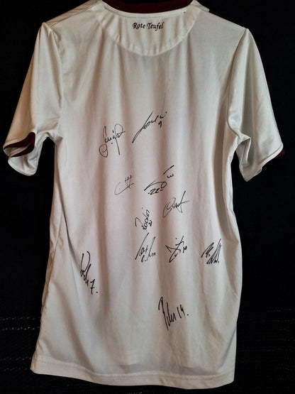 Tricou fotbal 1. FC Kaiserslautern 2010 2011 cu autografe, S
