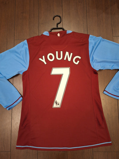 Tricou fotbal Aston Villa 2007-2008, player issue, Young 7, M