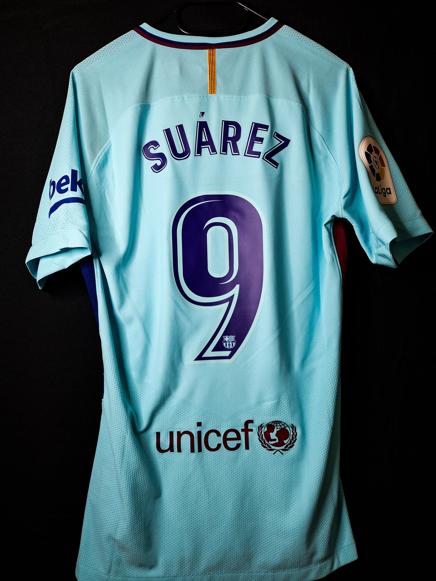 Tricou fotbal Barcelona player issue 2017-2018, Suarez 9, L/M
