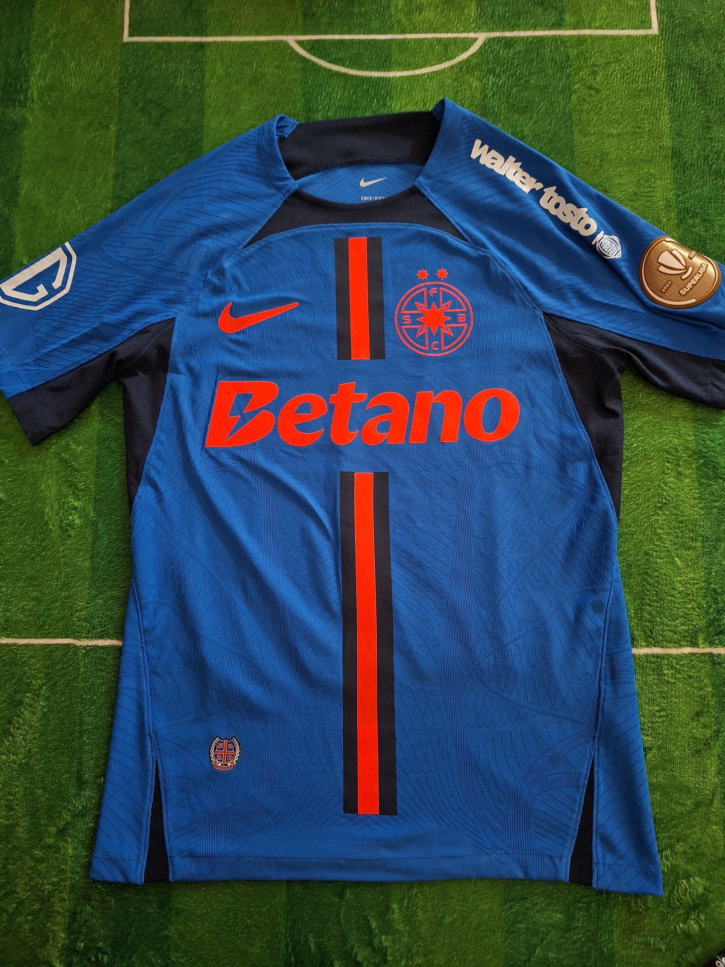 Tricou fotbal de joc FCSB 2024-2025, Cisotti 31, M