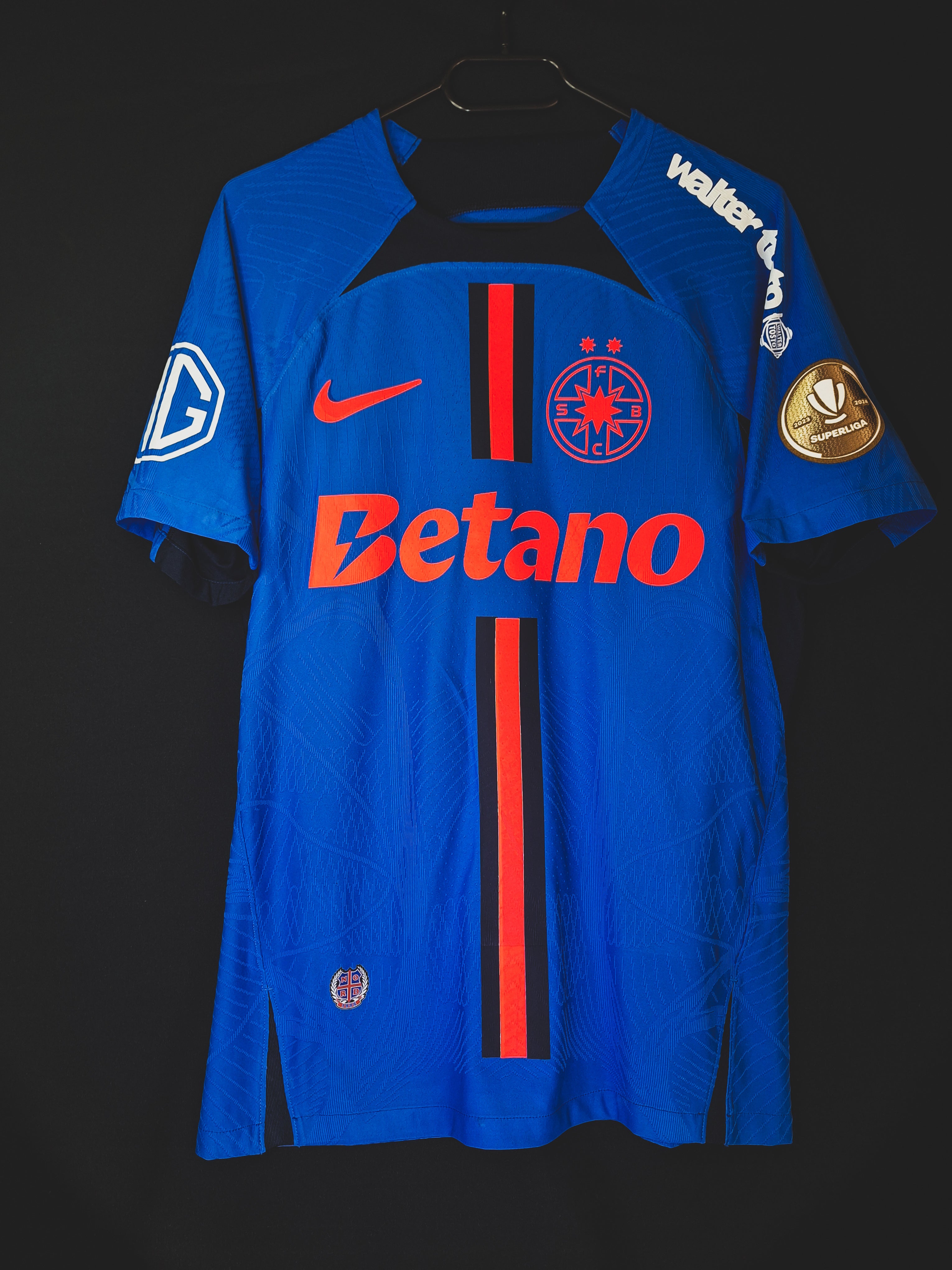 Tricou fotbal de joc FCSB 2024-2025, Cisotti 31, M – RetroTops