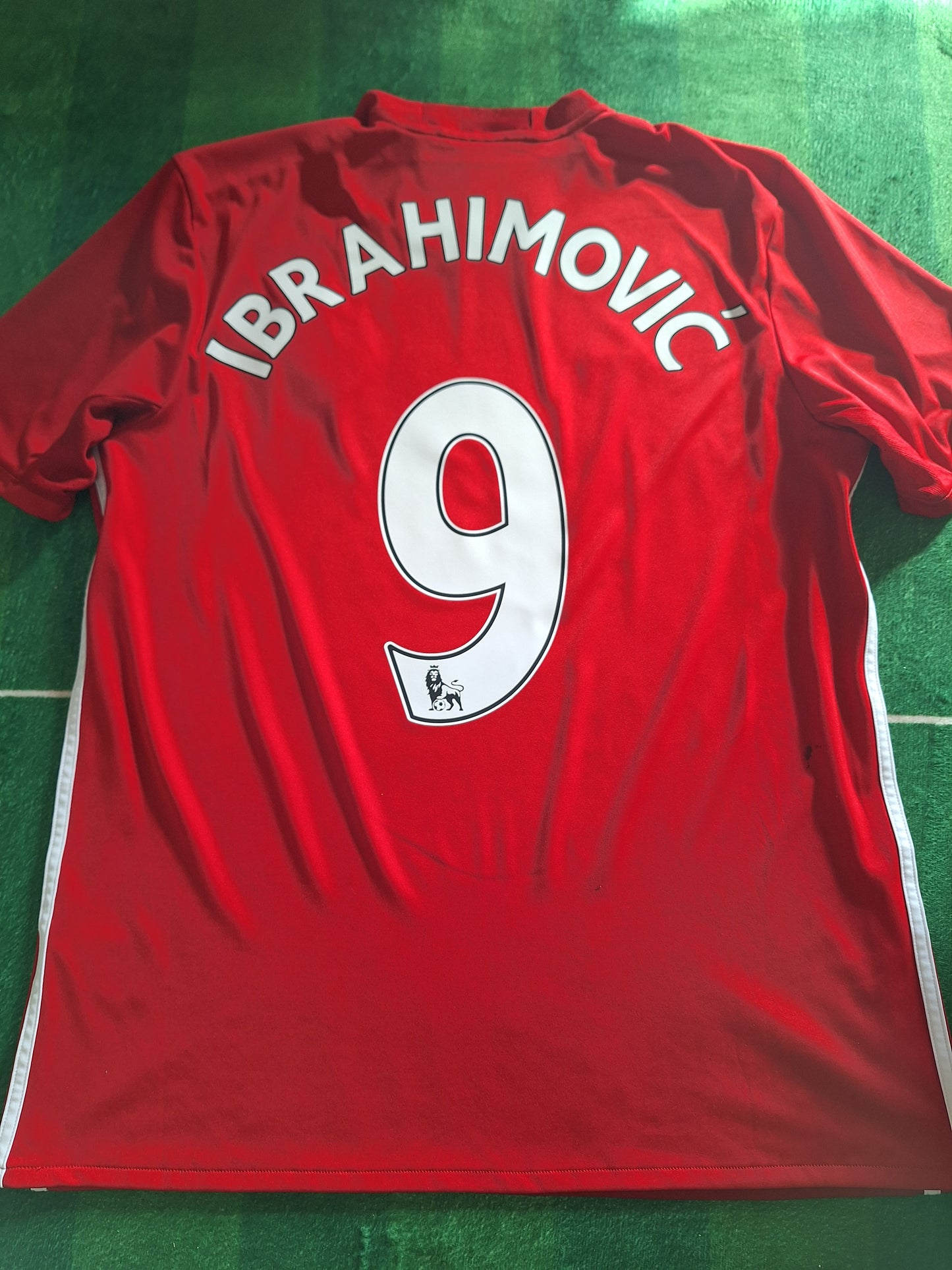 Tricou de fotbal Manchester United 2016-2017, Ibrahimovic 9, L