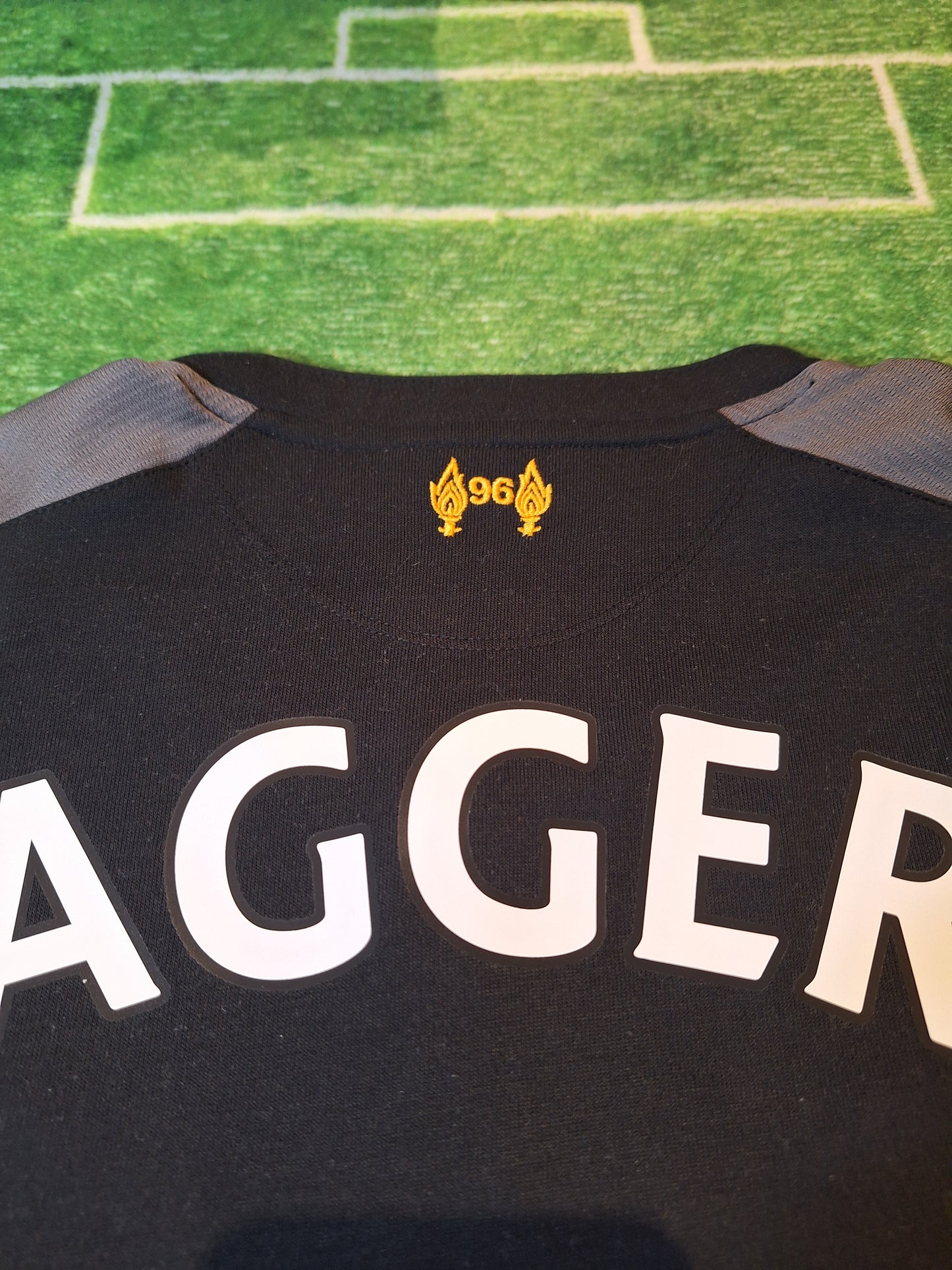 Tricou fotbal Liverpool 2012-2013 away, Agger 5, L/XL