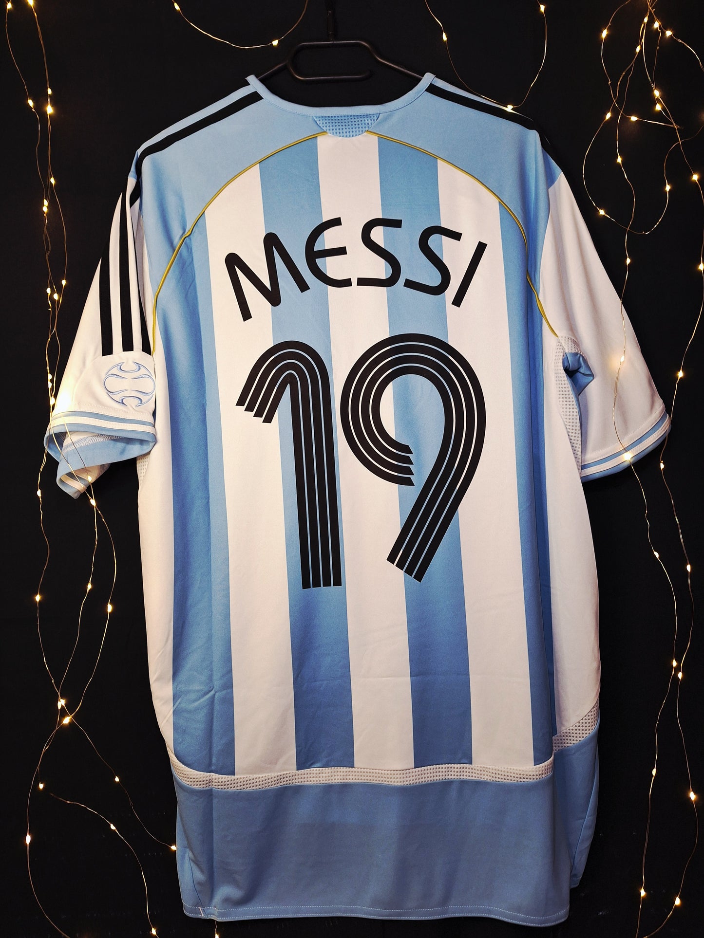 Argentina 2006 home shirt, Messi 19, M