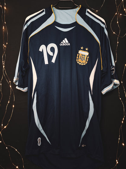Tricou de fotbal Argentina 2006 deplasare, Messi 19, M