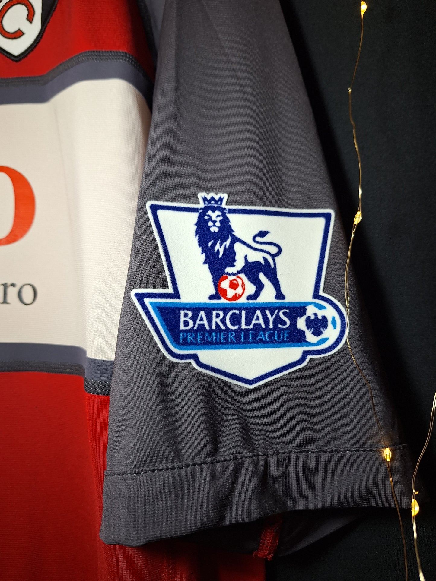 Fulham 2010-2011 away shirt, Bobby Zamora, L