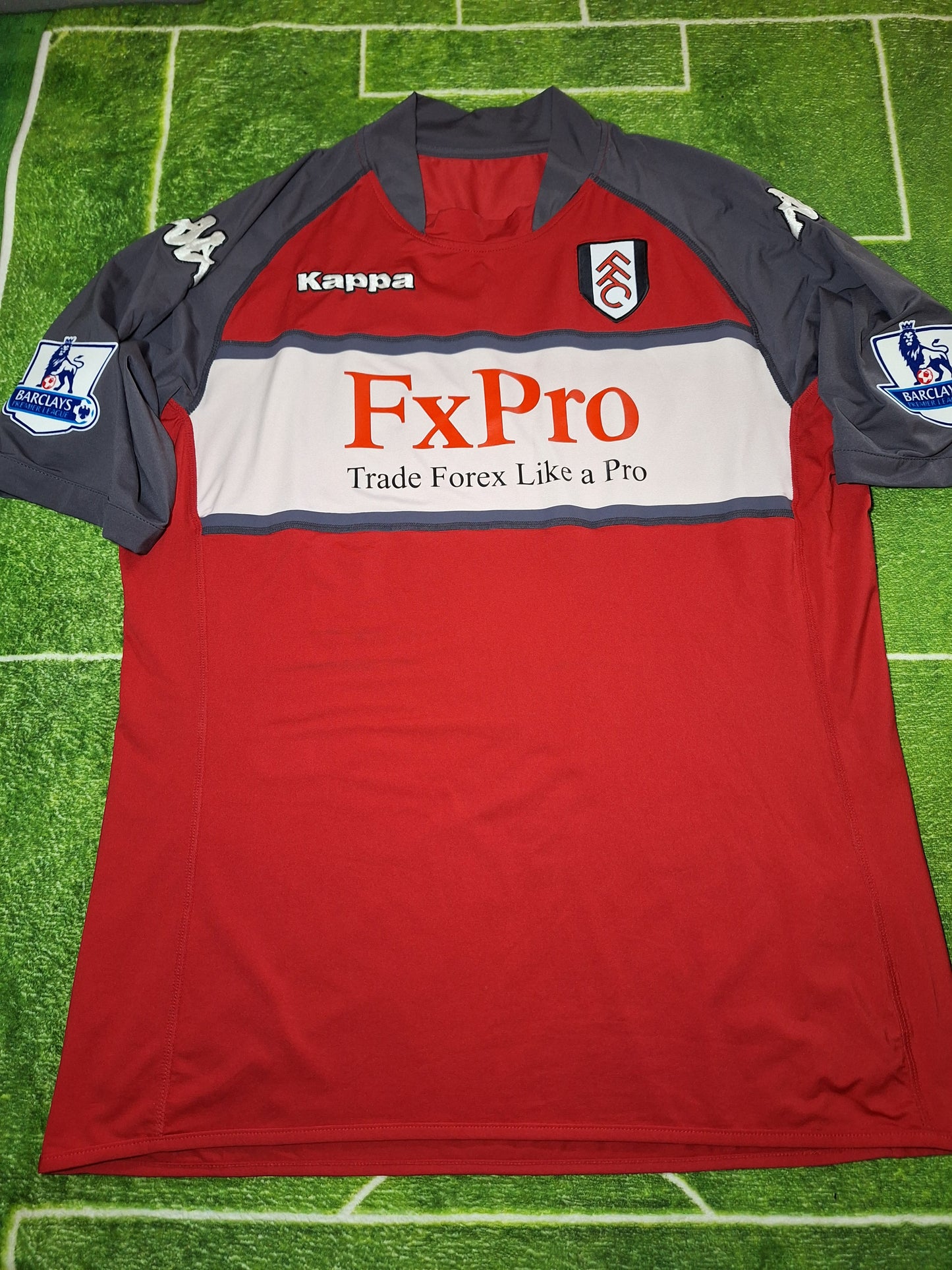 Fulham 2010-2011 away shirt, Bobby Zamora, L