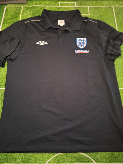 England 2010 Umbro training shirt, XL/XXL