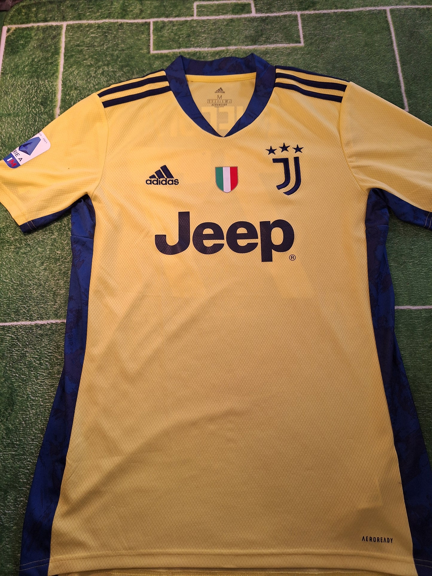 Juventus 2020-2021 goalkeeper shirt, Buffon 77, M