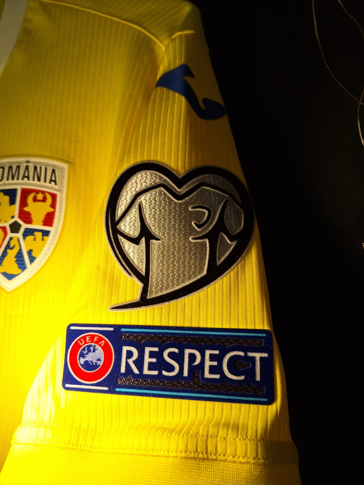 Romania 2021-2023 home shirt, Hagi 14, L