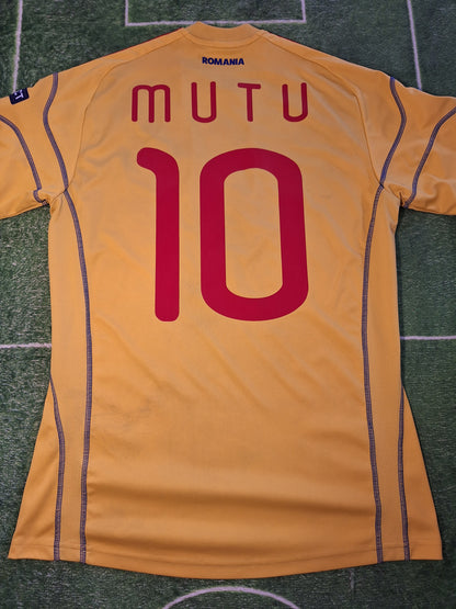 Tricou de fotbal România 2010-2012, Mutu 10, S