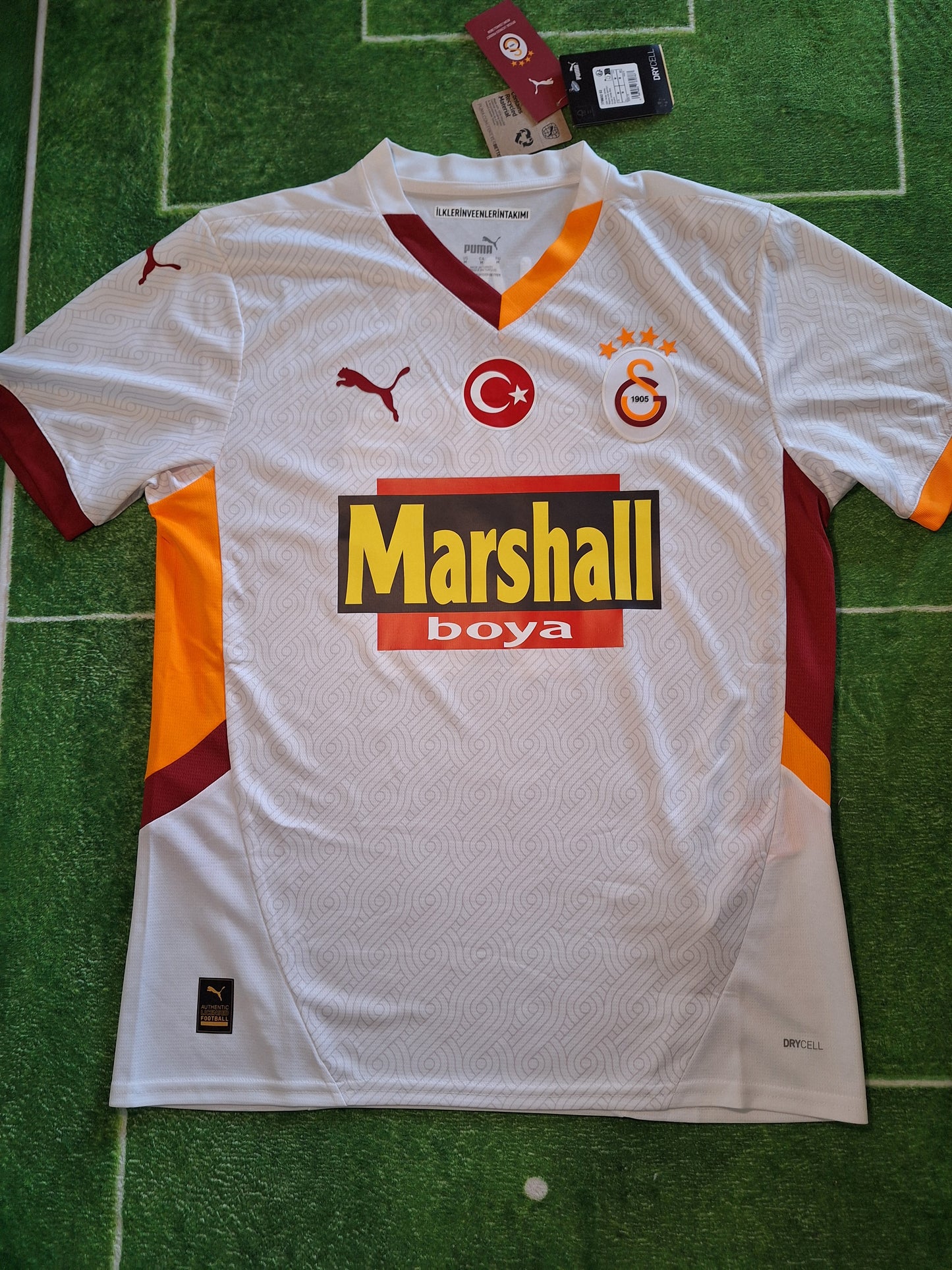 Galatasaray away custom shirt, Hagi 10, M