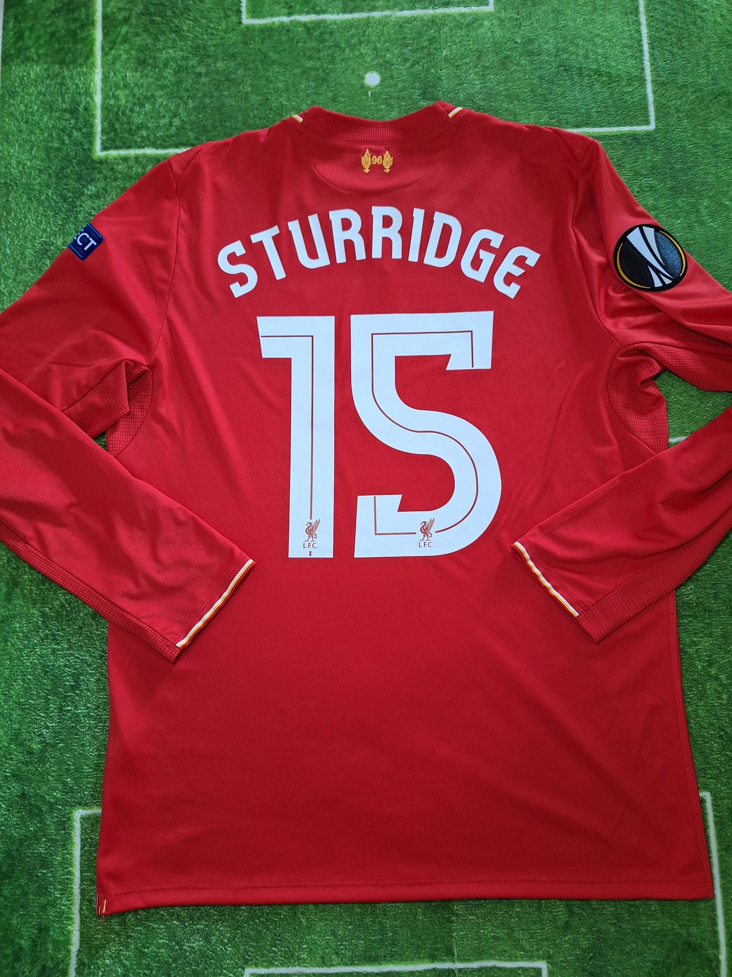 Tricou de fotbal Liverpool 2015-2016 acasă, Sturridge 15, L
