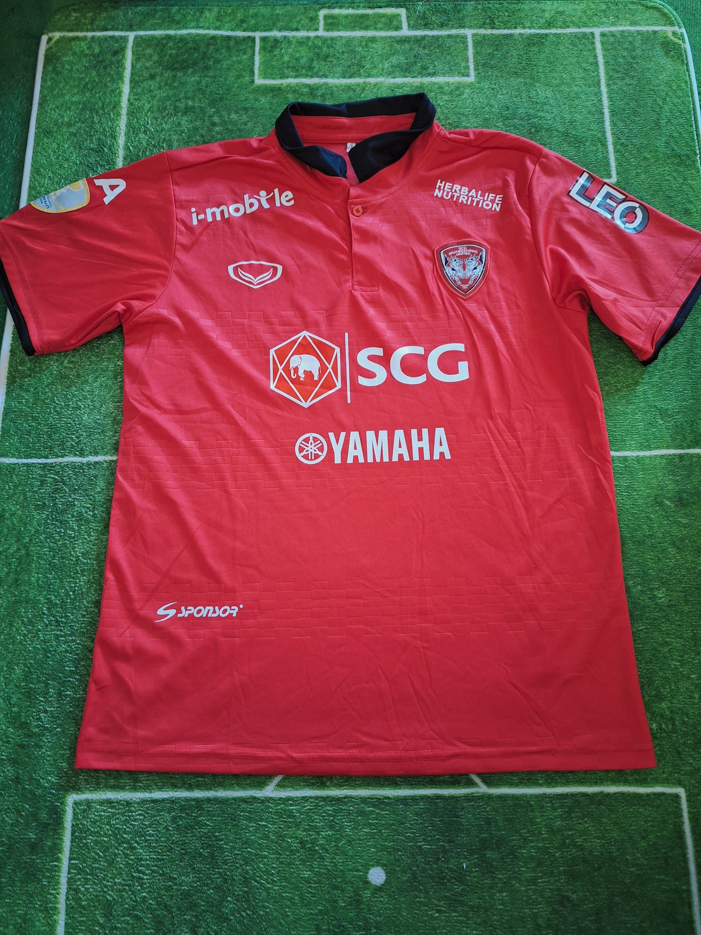 Muangthong United home shirt 2016, M