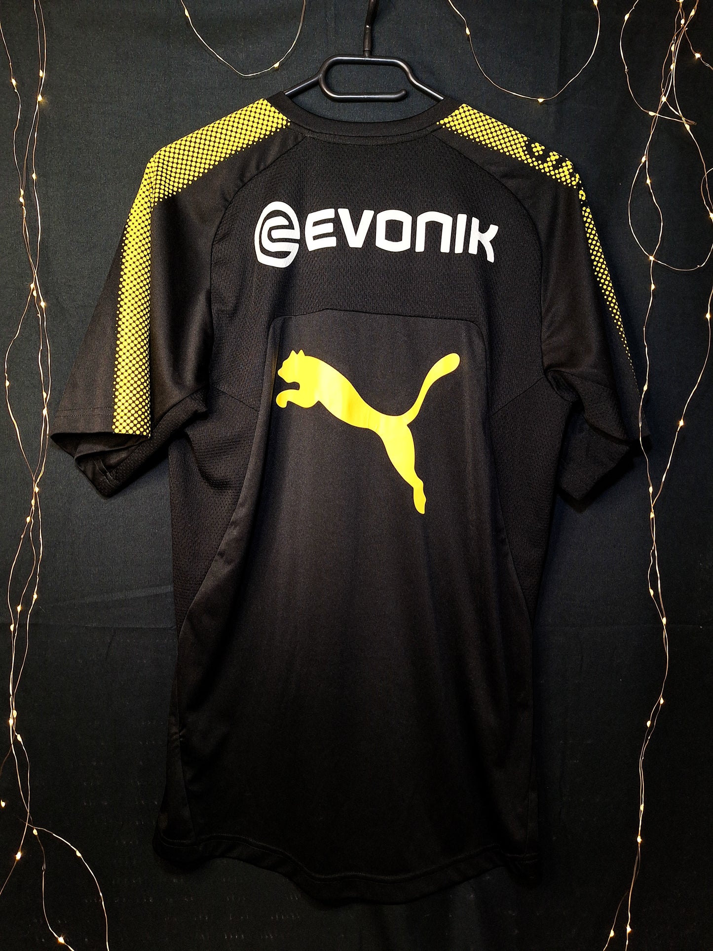 Borussia Dortmund 2017-2018 training shirt, S/M