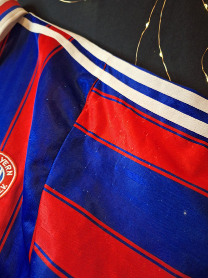 Bayern Munich 1995-1997 home shirt, M
