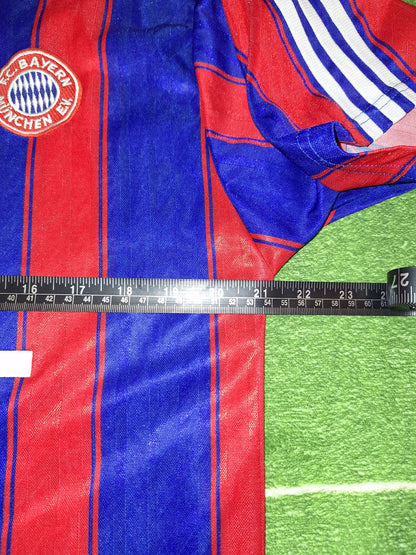 Bayern Munich 1995-1997 home shirt, M