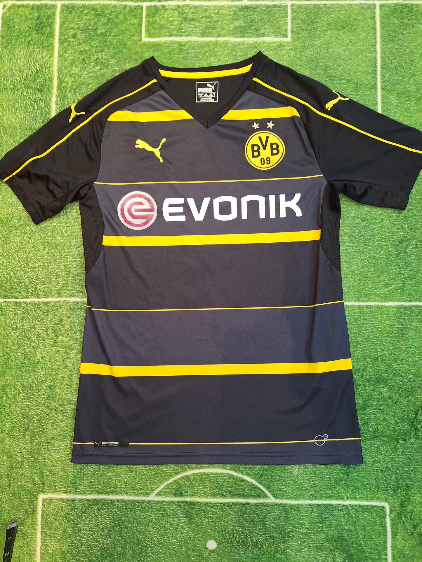 Borussia Dortmund 2016-2017 away shirt, Emre Mor 9, S/M