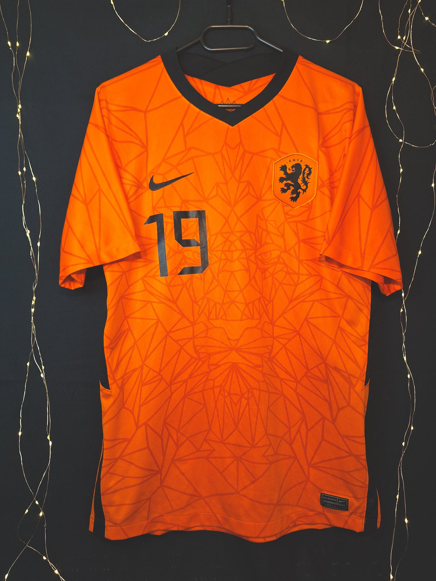 Netherlands 2020 shirt, Weghorst 19, M
