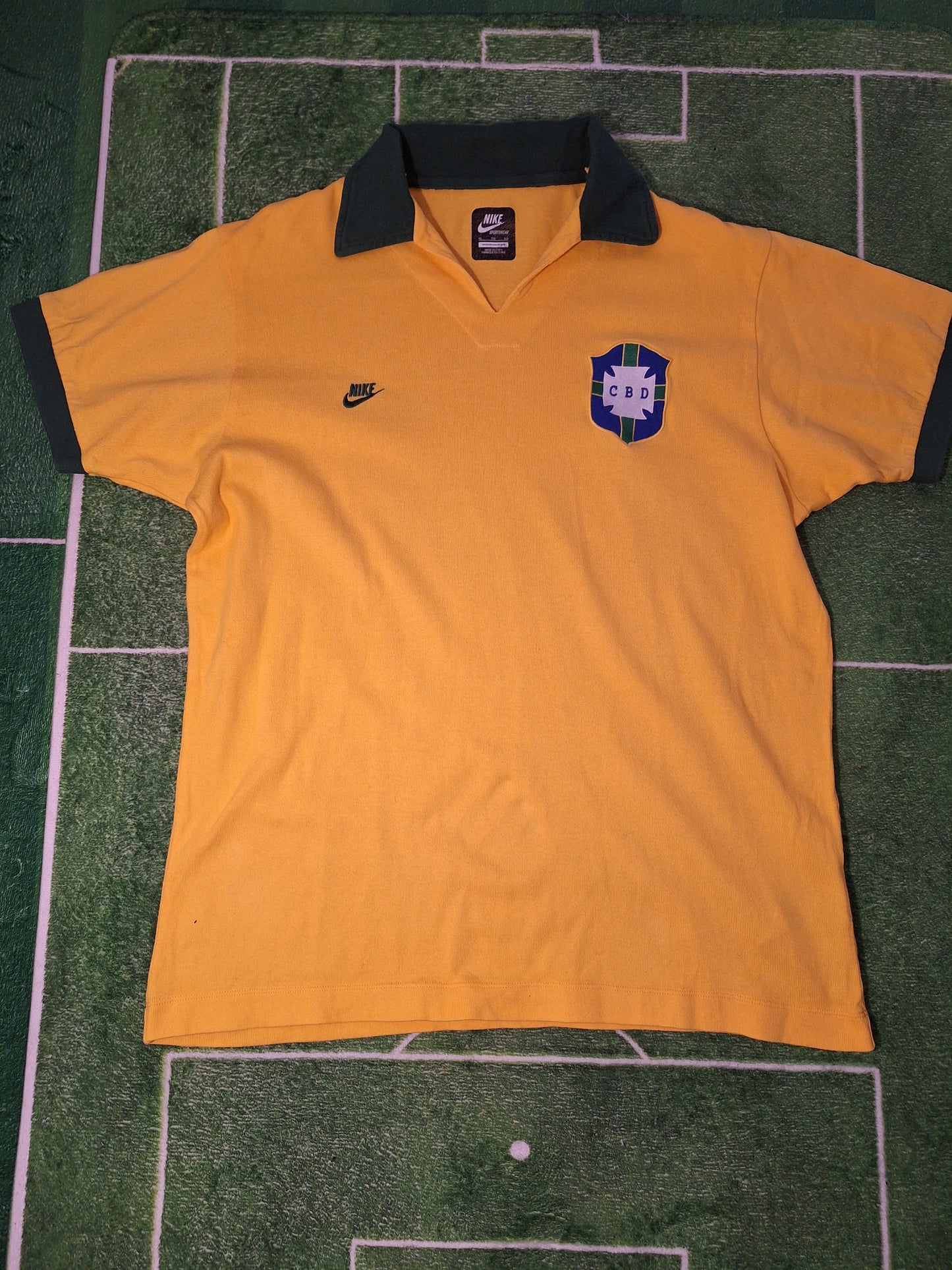 Brazil retro Nike shirt, XL