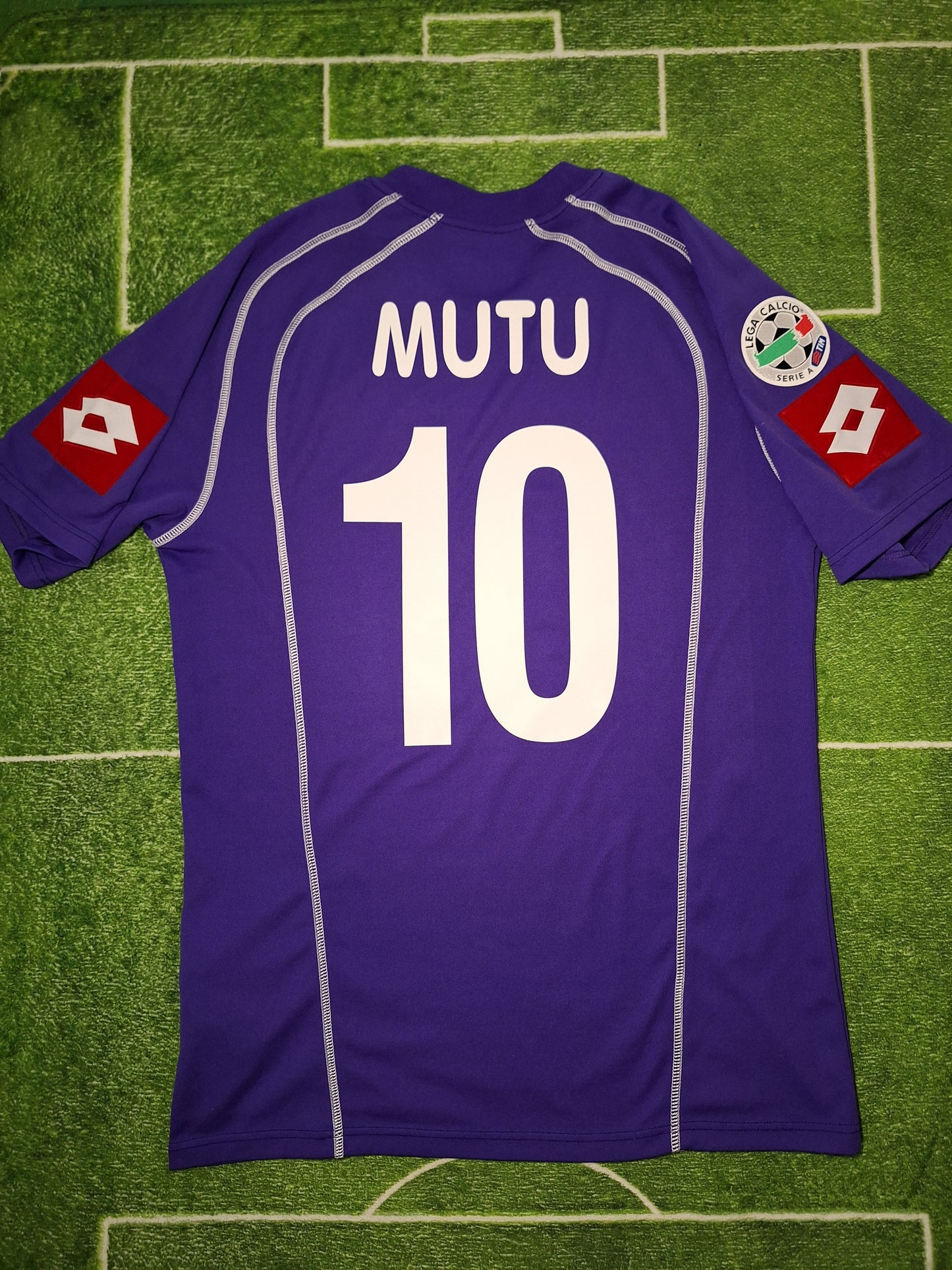 Tricou de fotbal Fiorentina acasă 2006-2007, Mutu 10, M