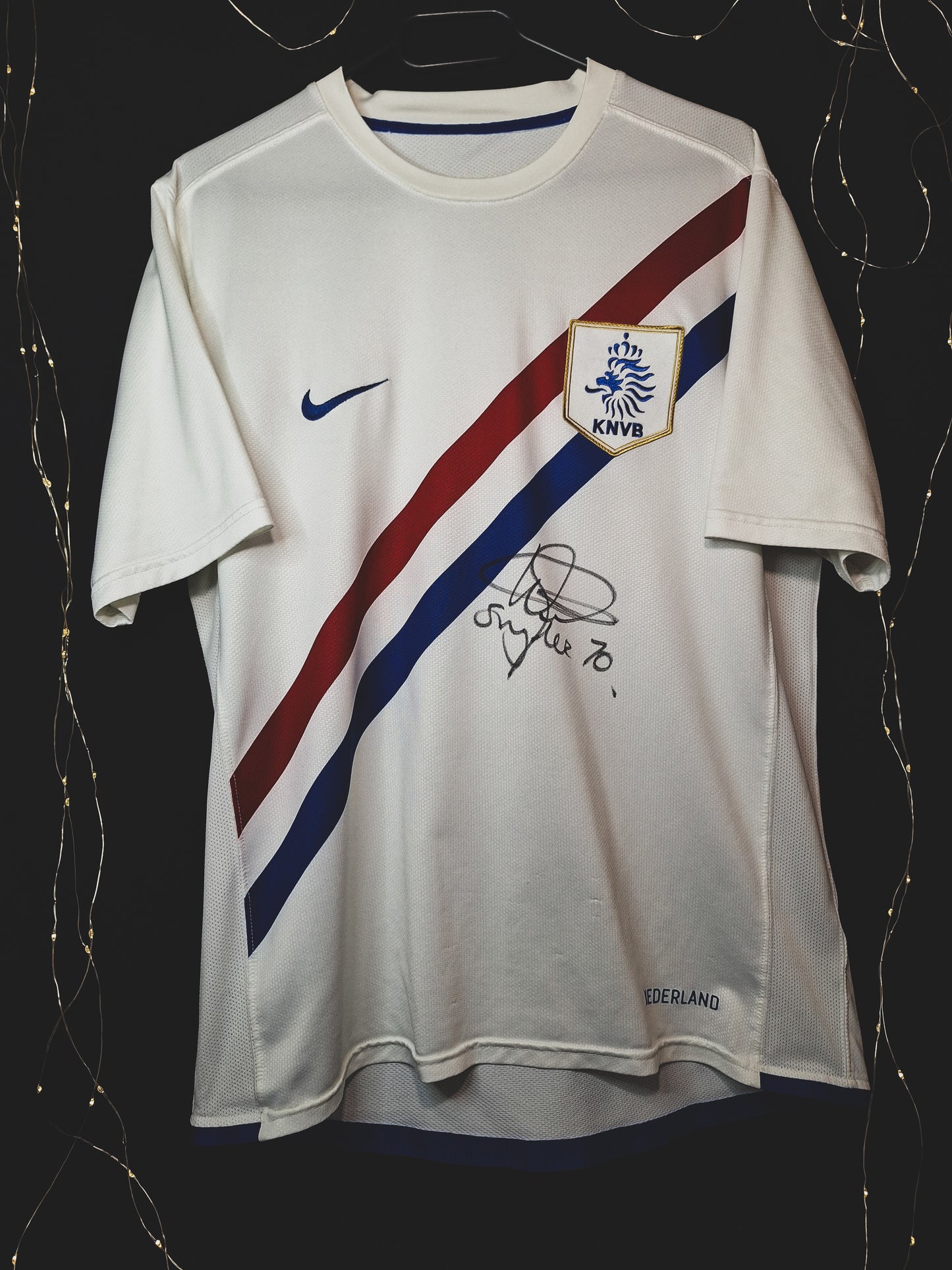 Netherlands 2006 away shirt, Sneijder 20, M (with autograph)