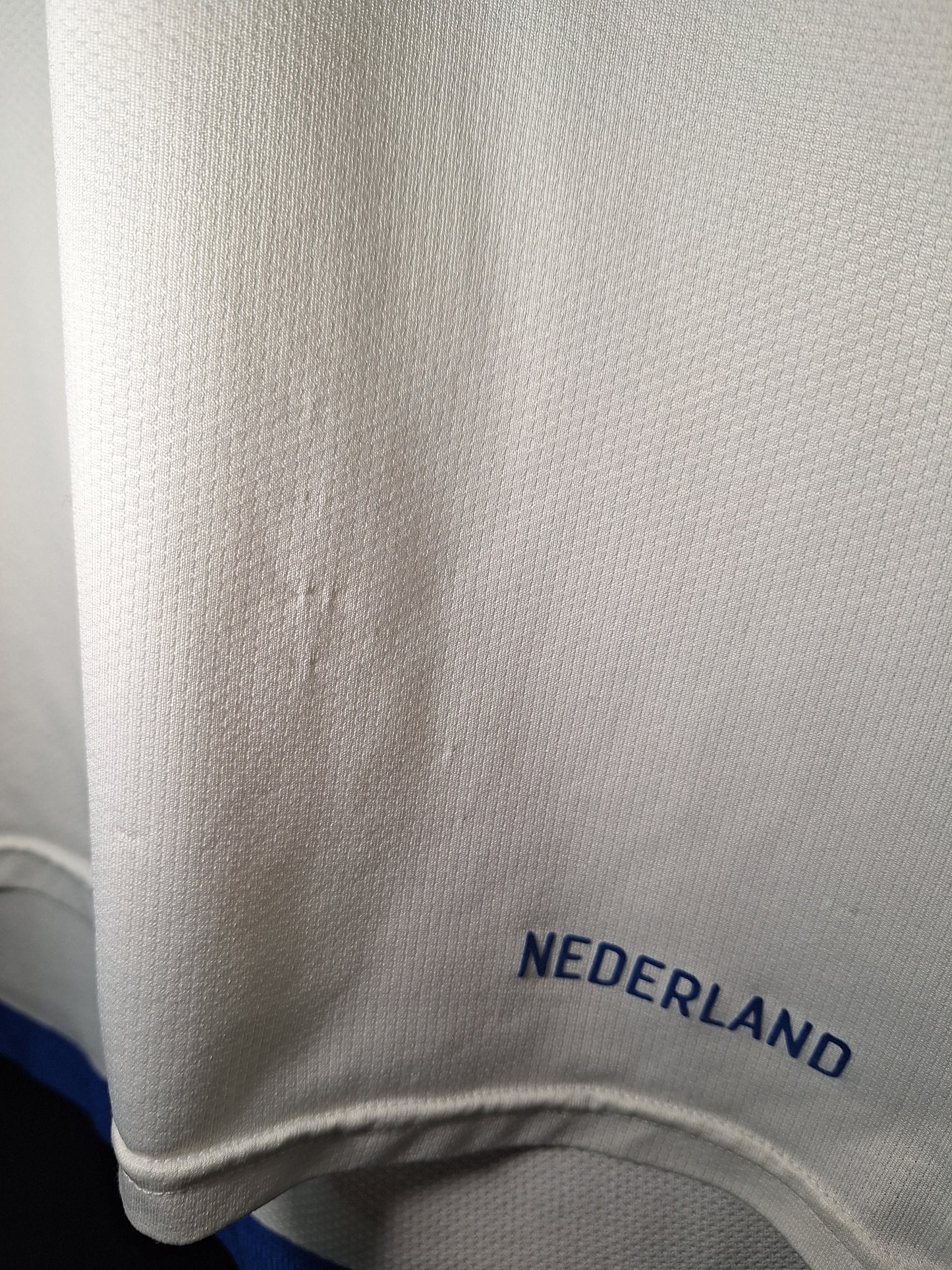 Netherlands 2006 away shirt, Sneijder 20, M (with autograph)