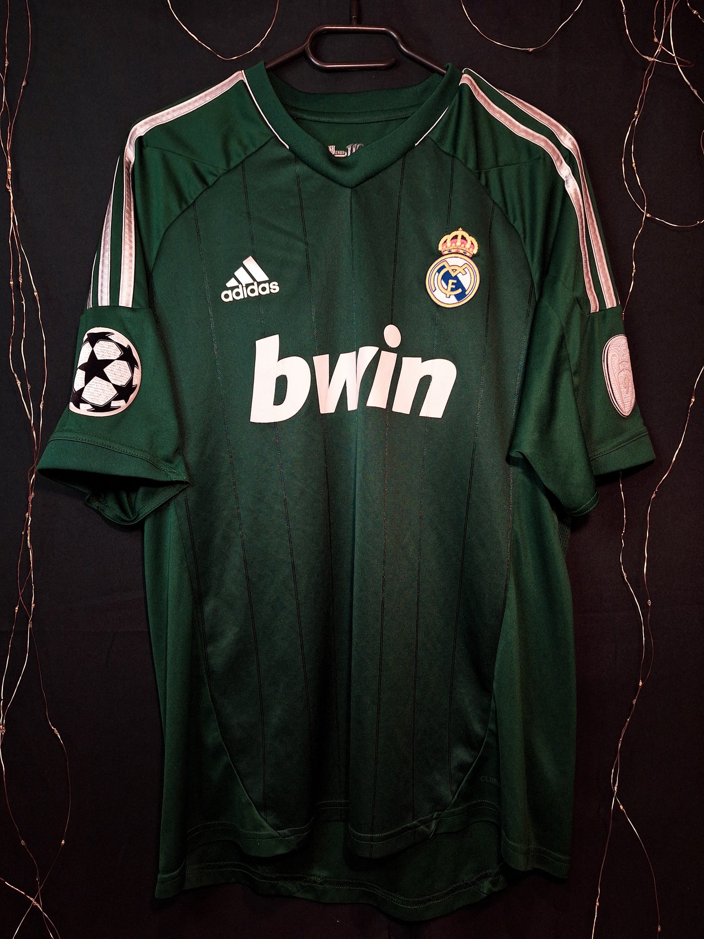 Real Madrid 2012-2013 third shirt, Kaka 8, M