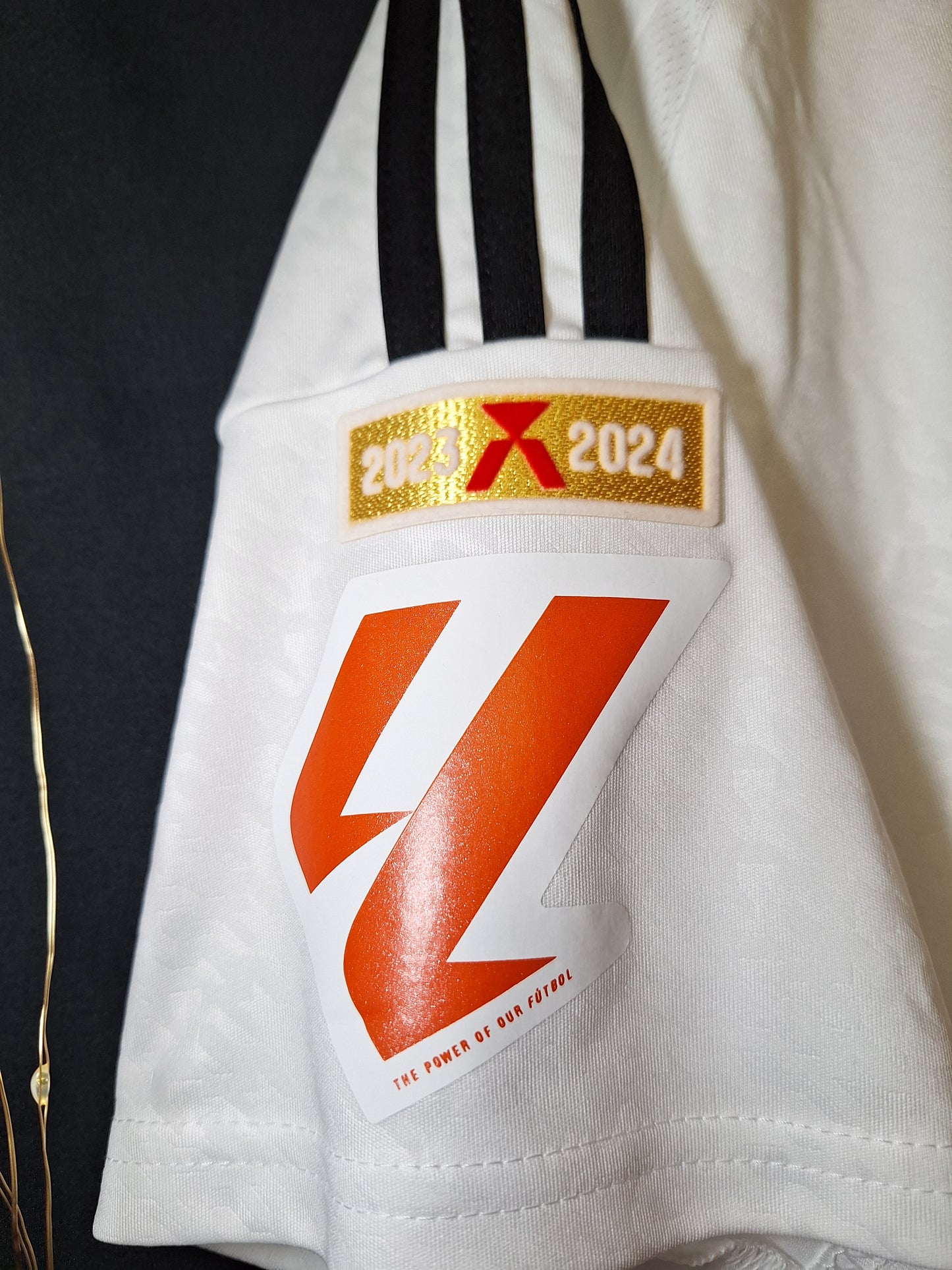 Tricou de fotbal Real Madrid 2024-2025 acasă, Mbappe 9, L