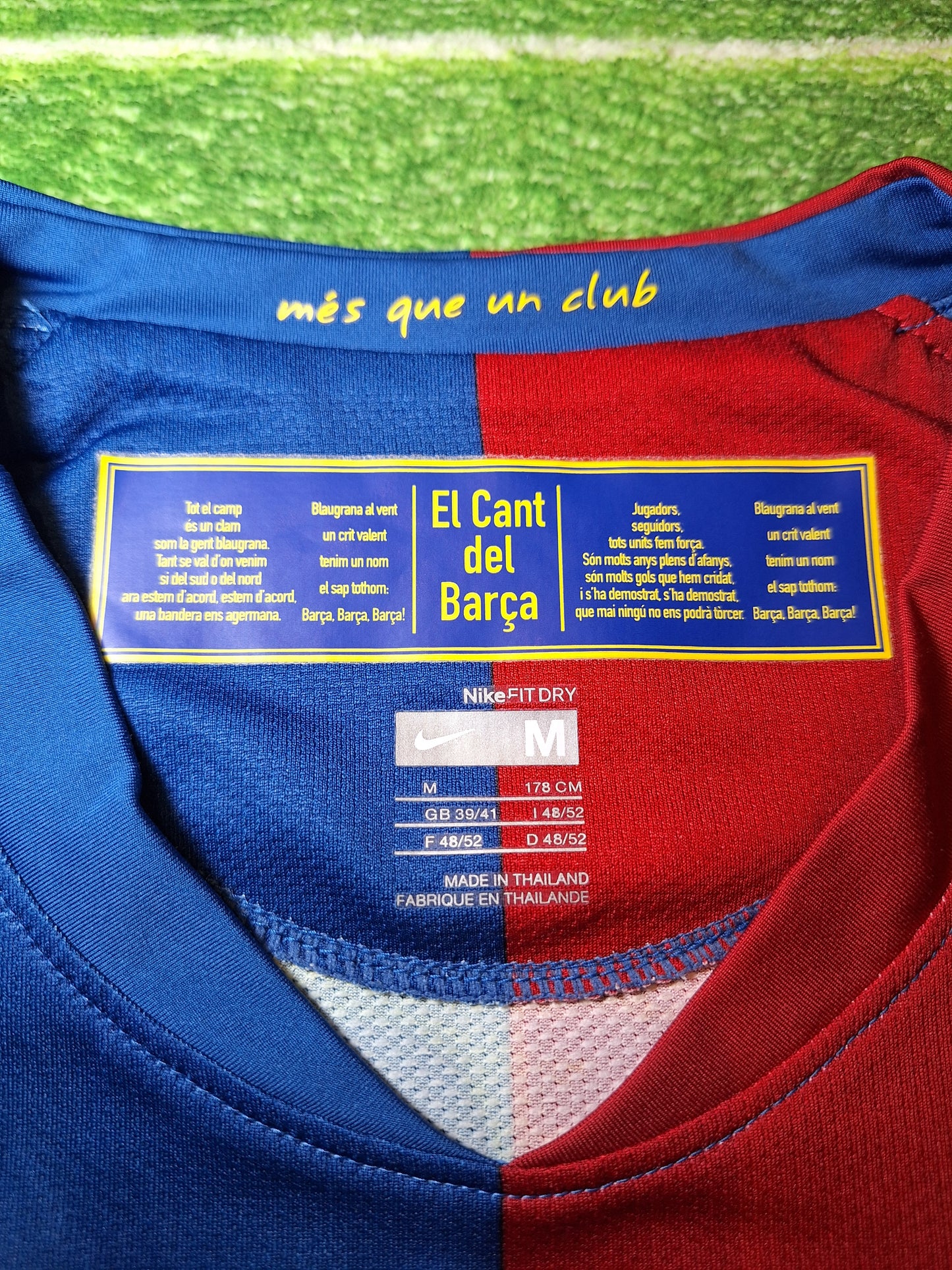 Barcelona 2008-2009 home shirt, Messi 10, M