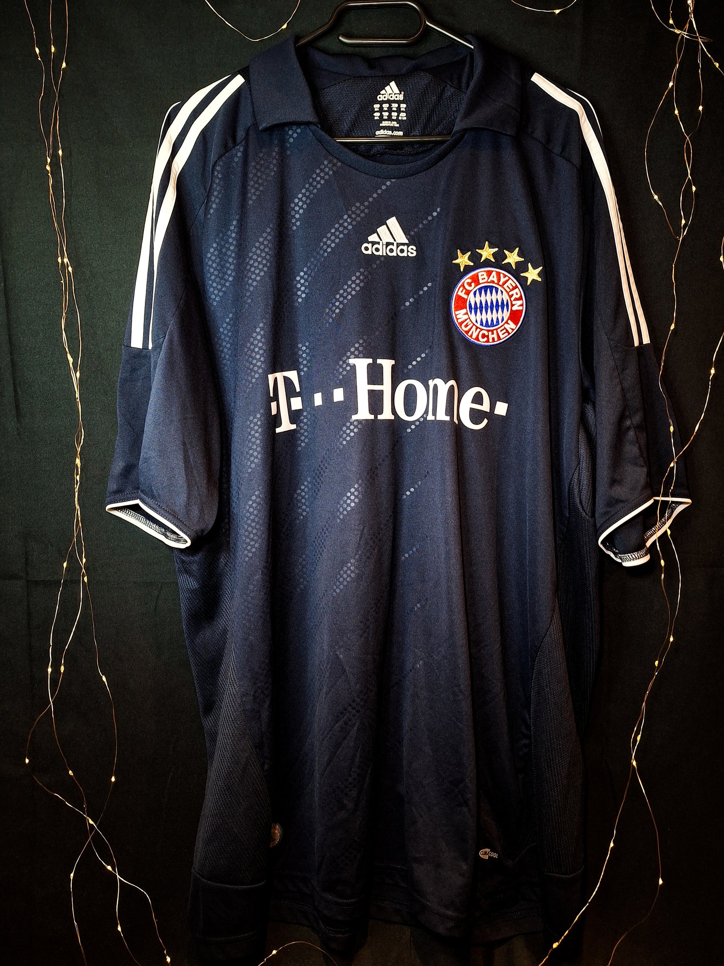 Bayern Munich 2008-2009 away shirt, Toni 9, XXL