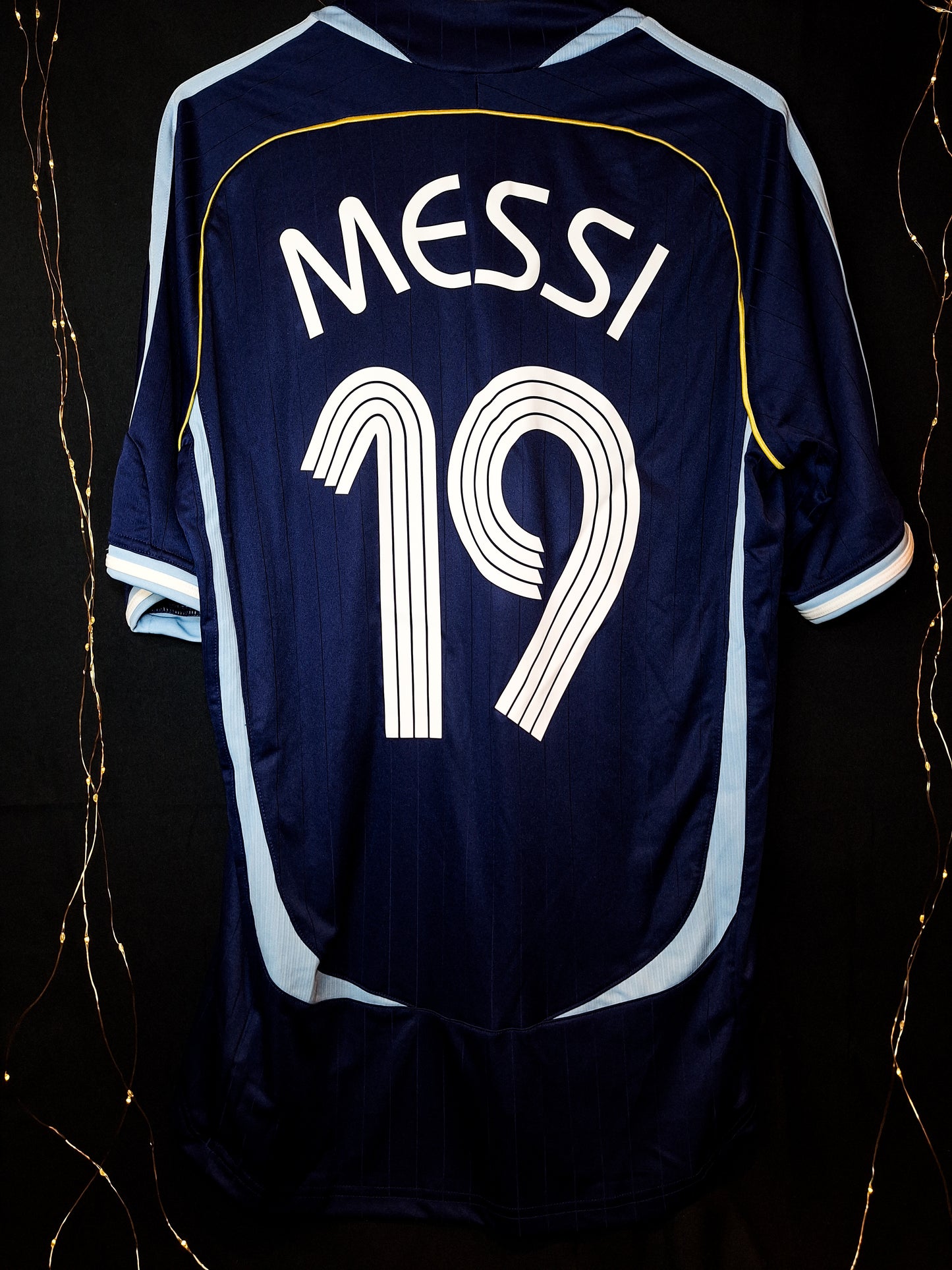 Tricou de fotbal Argentina 2006 deplasare, Messi 19, S