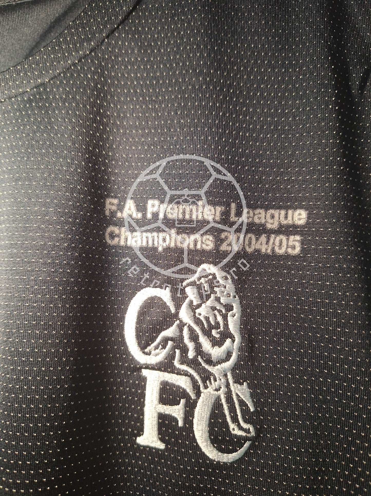 Tricou de fotbal Chelsea 2004-2005 deplasare, Mutu 7, M