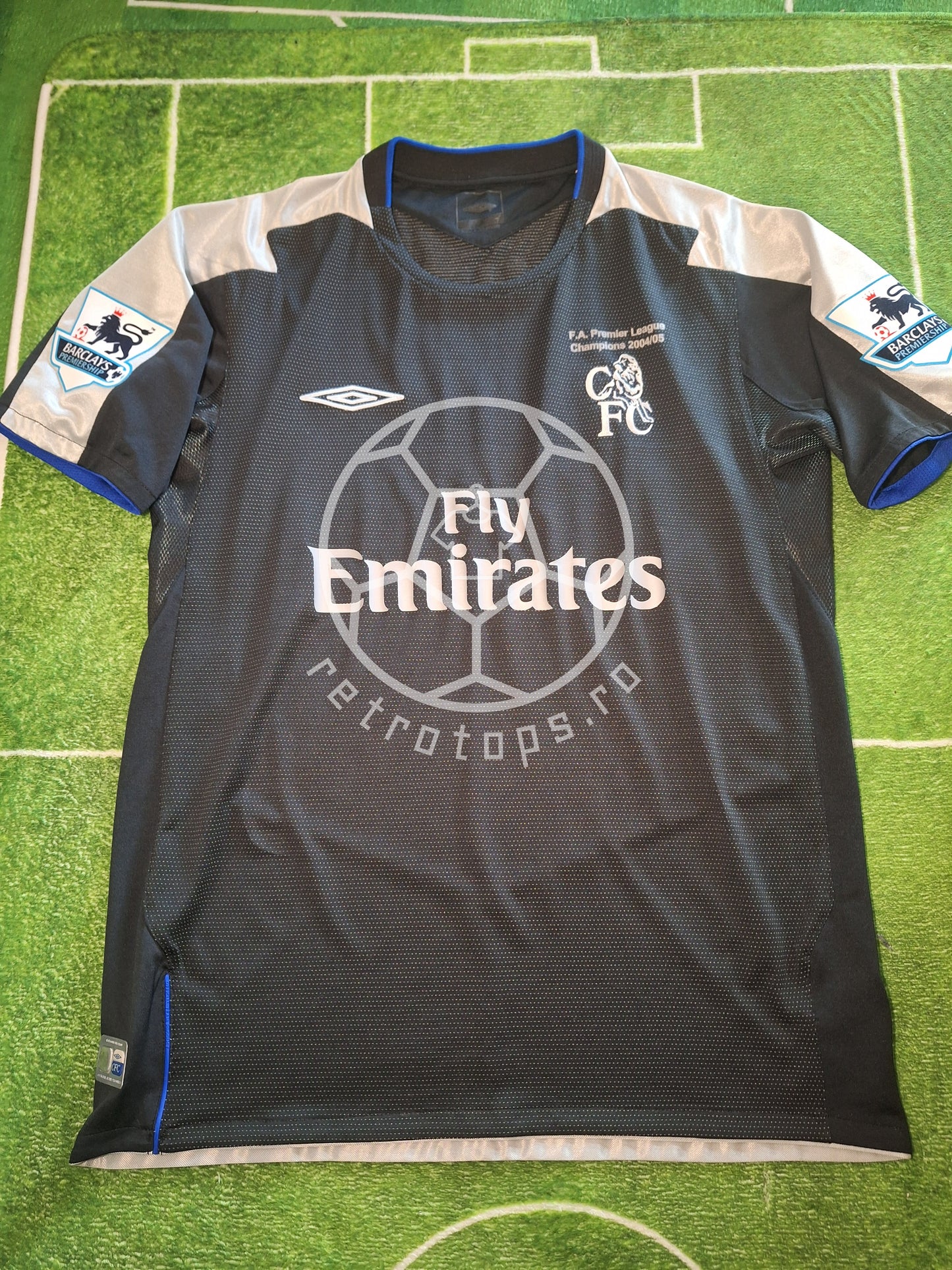 Tricou de fotbal Chelsea 2004-2005 deplasare, Mutu 7, M