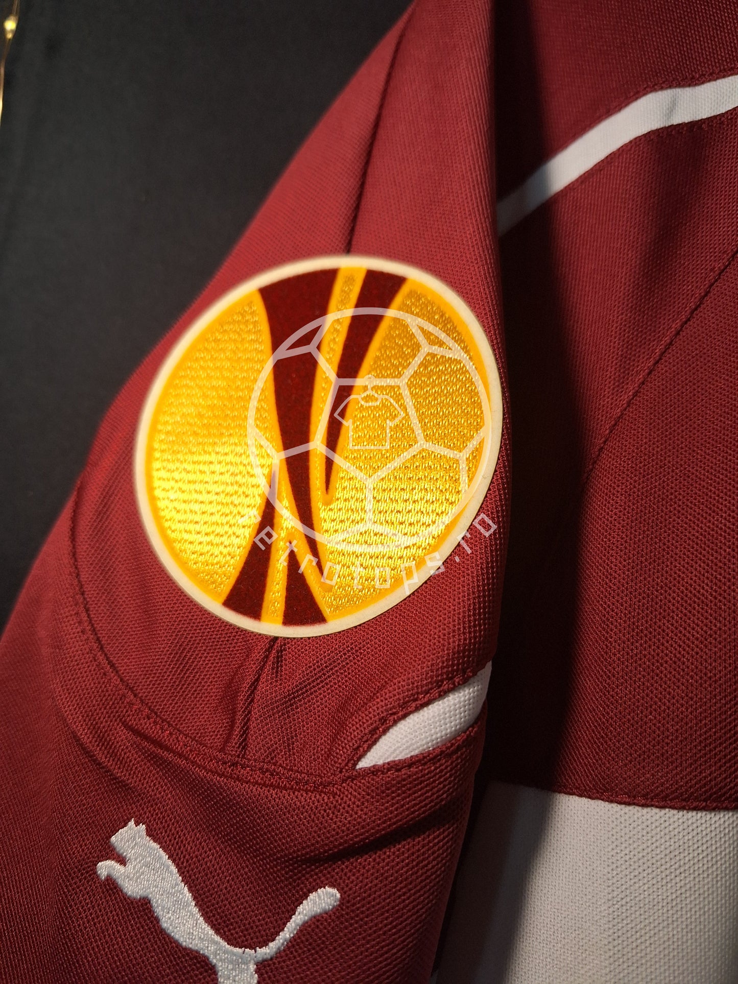 Stuttgart 2010-2011 away shirt, Marica 9, M