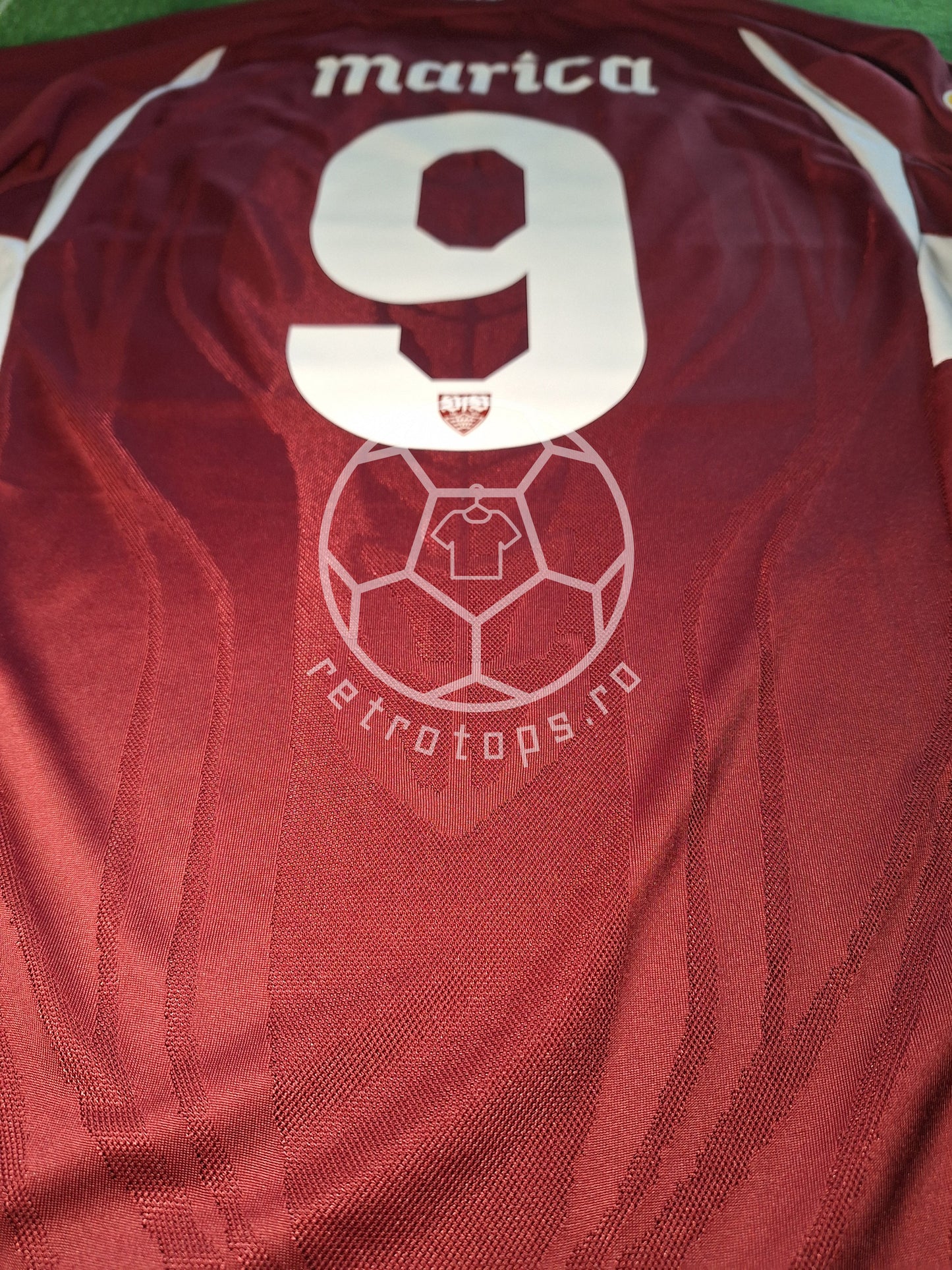 Stuttgart 2010-2011 away shirt, Marica 9, M