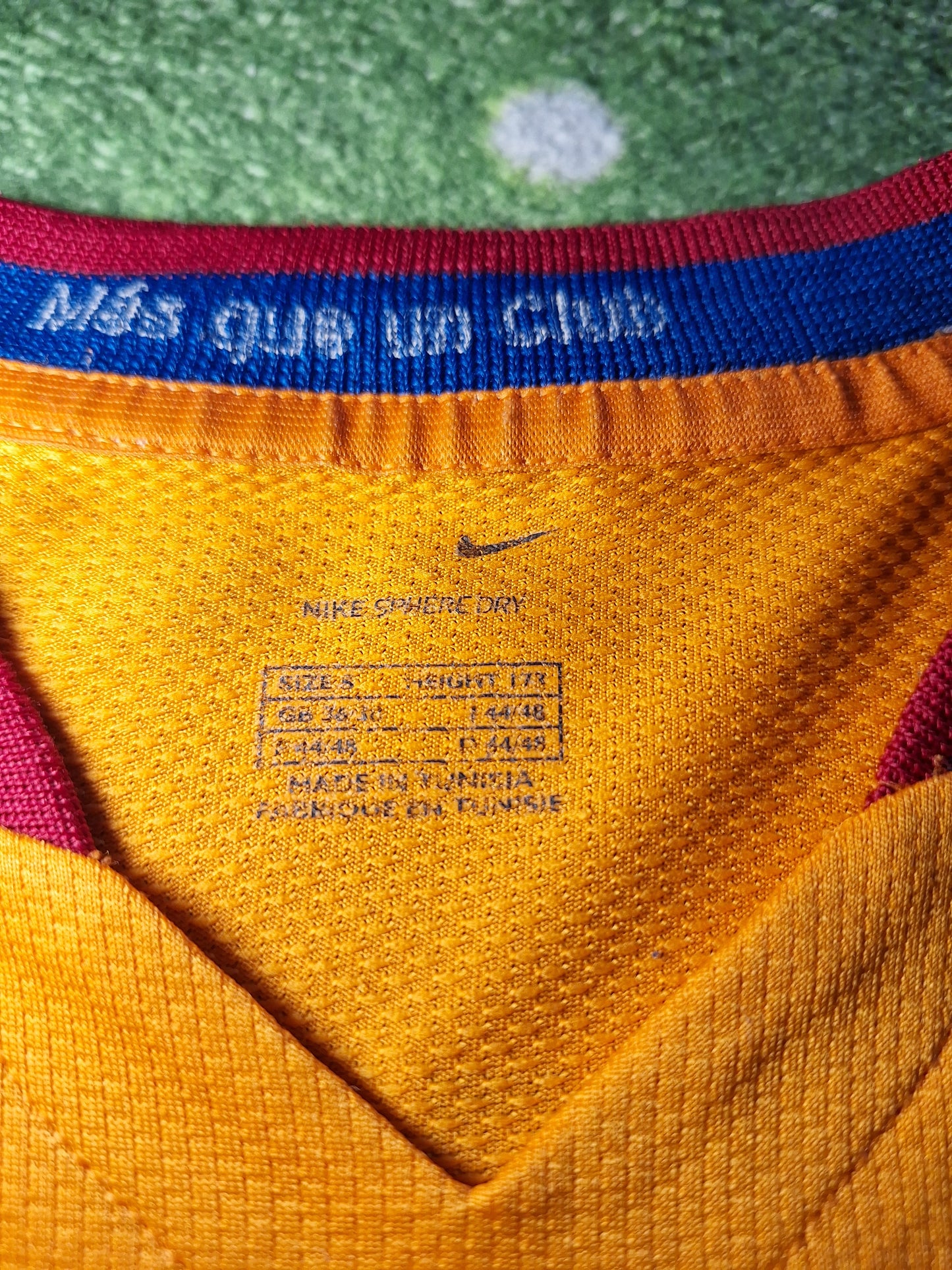 Barcelona 2006-2007 away, Ronaldinho 10, S