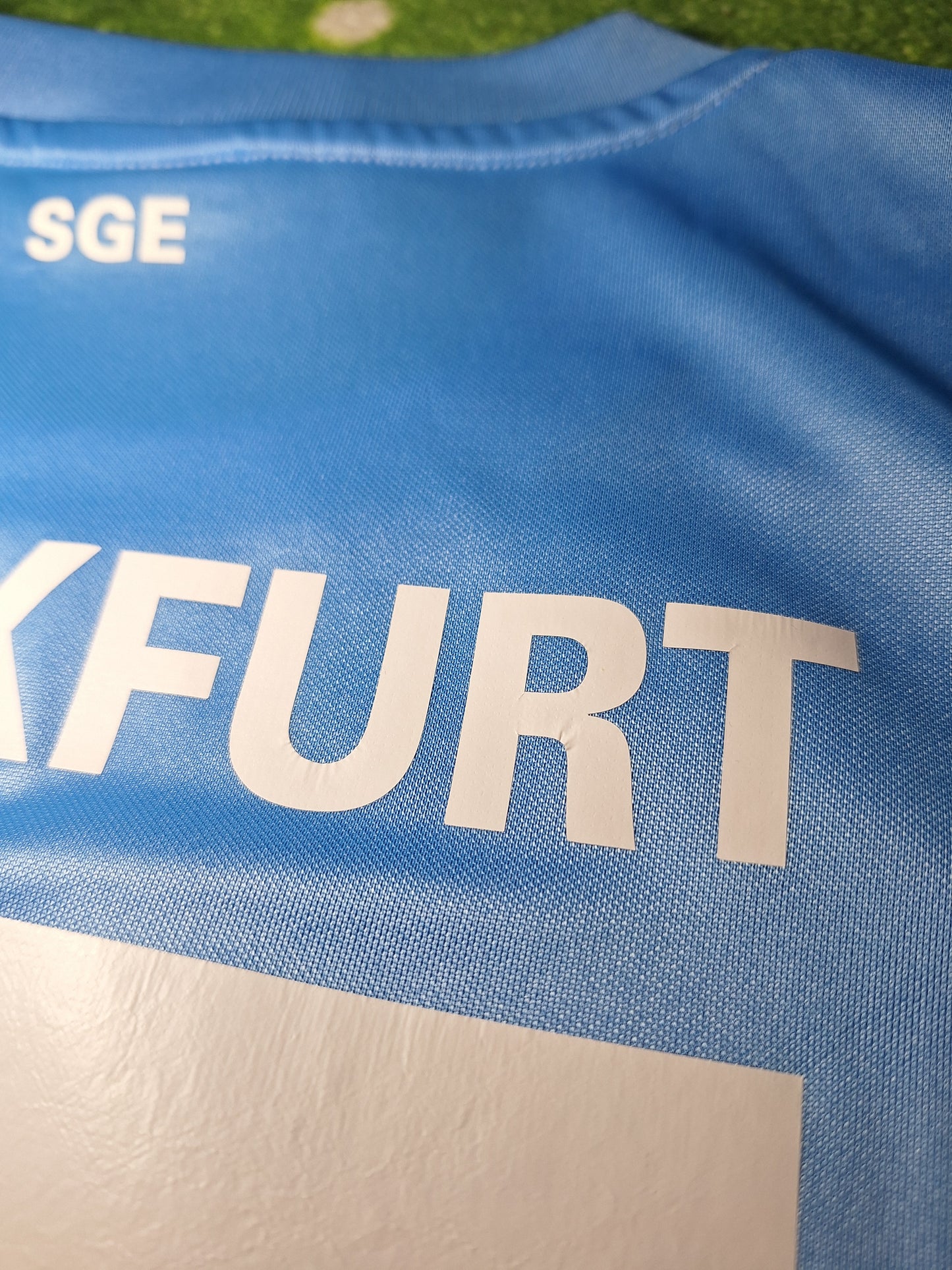 Eintracht Frankfurt 2014-2015 third shirt, Djakpa 15, M