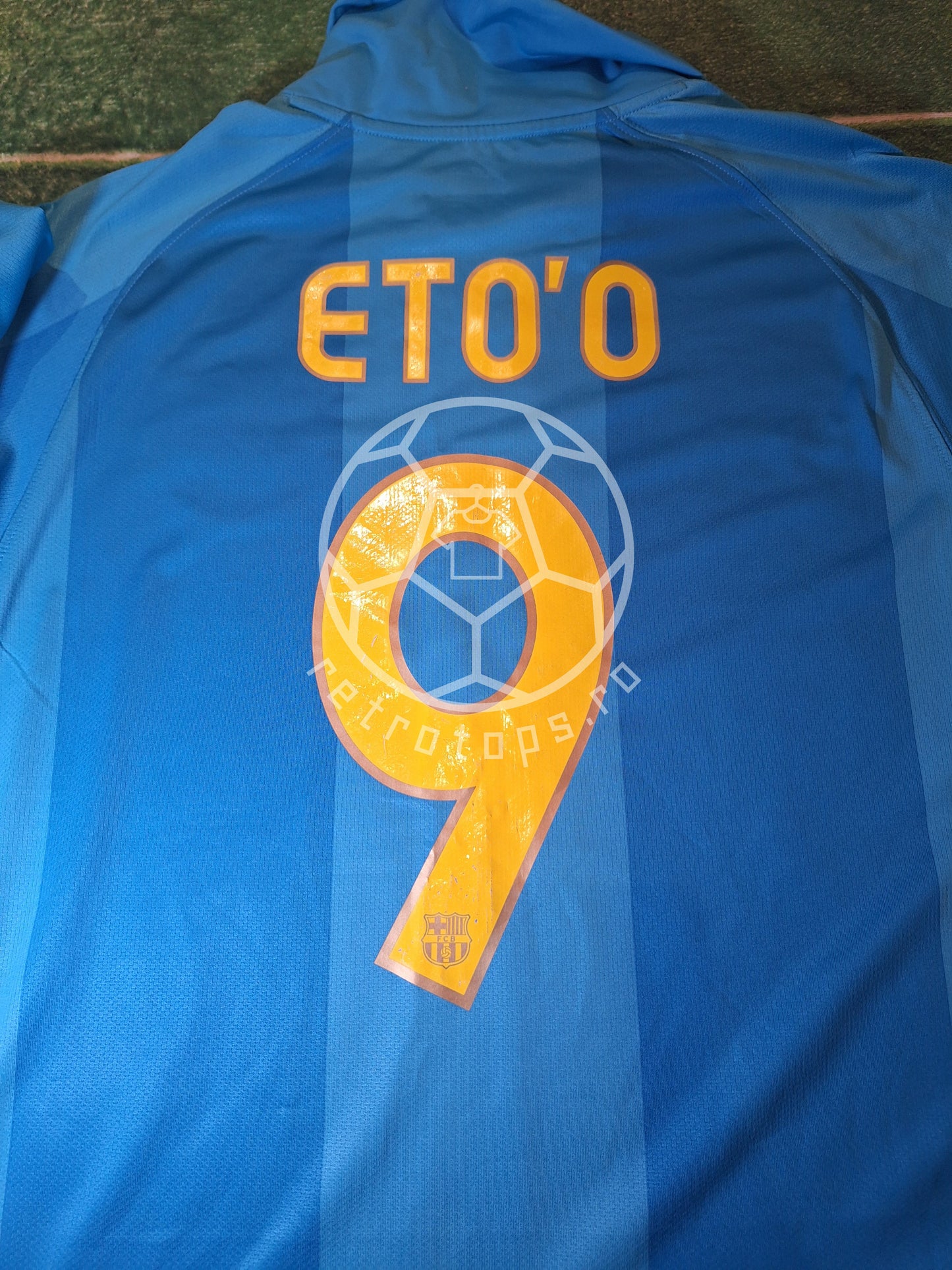 Barcelona 2007-2008 away shirt, Eto'o 9, L