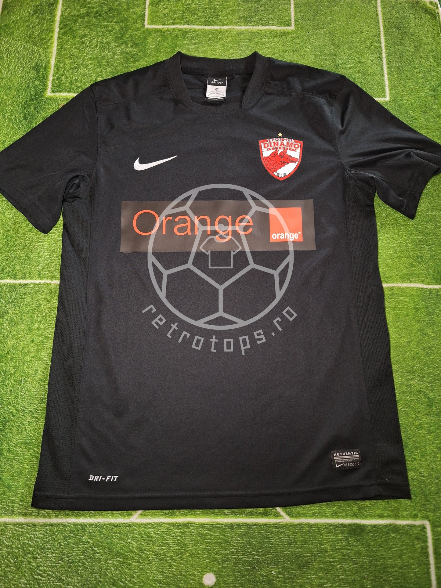 Tricou fotbal Dinamo, Niculescu 9, M