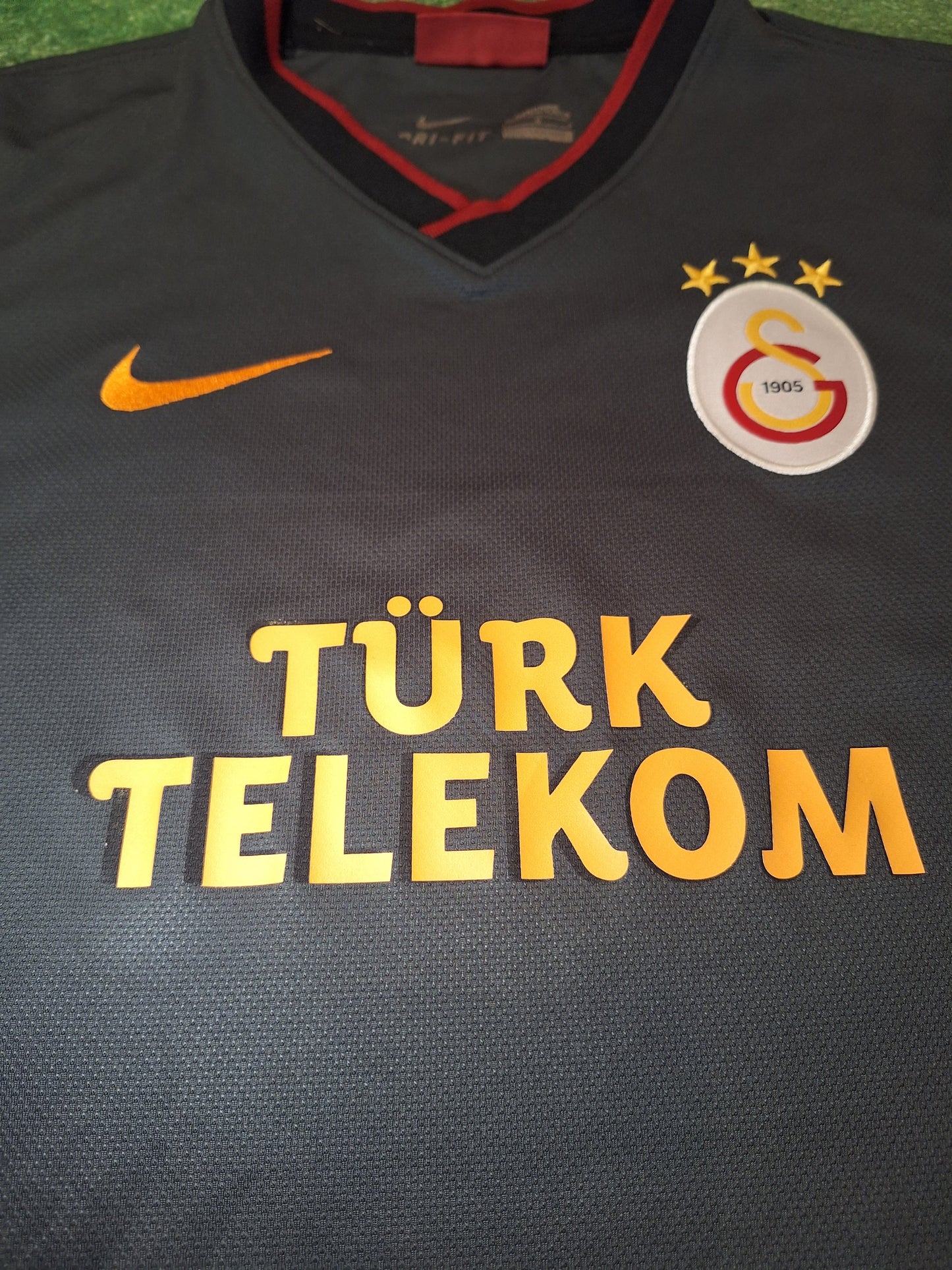 Galatasaray 2013-2014 away shirt, Drogba 11, L