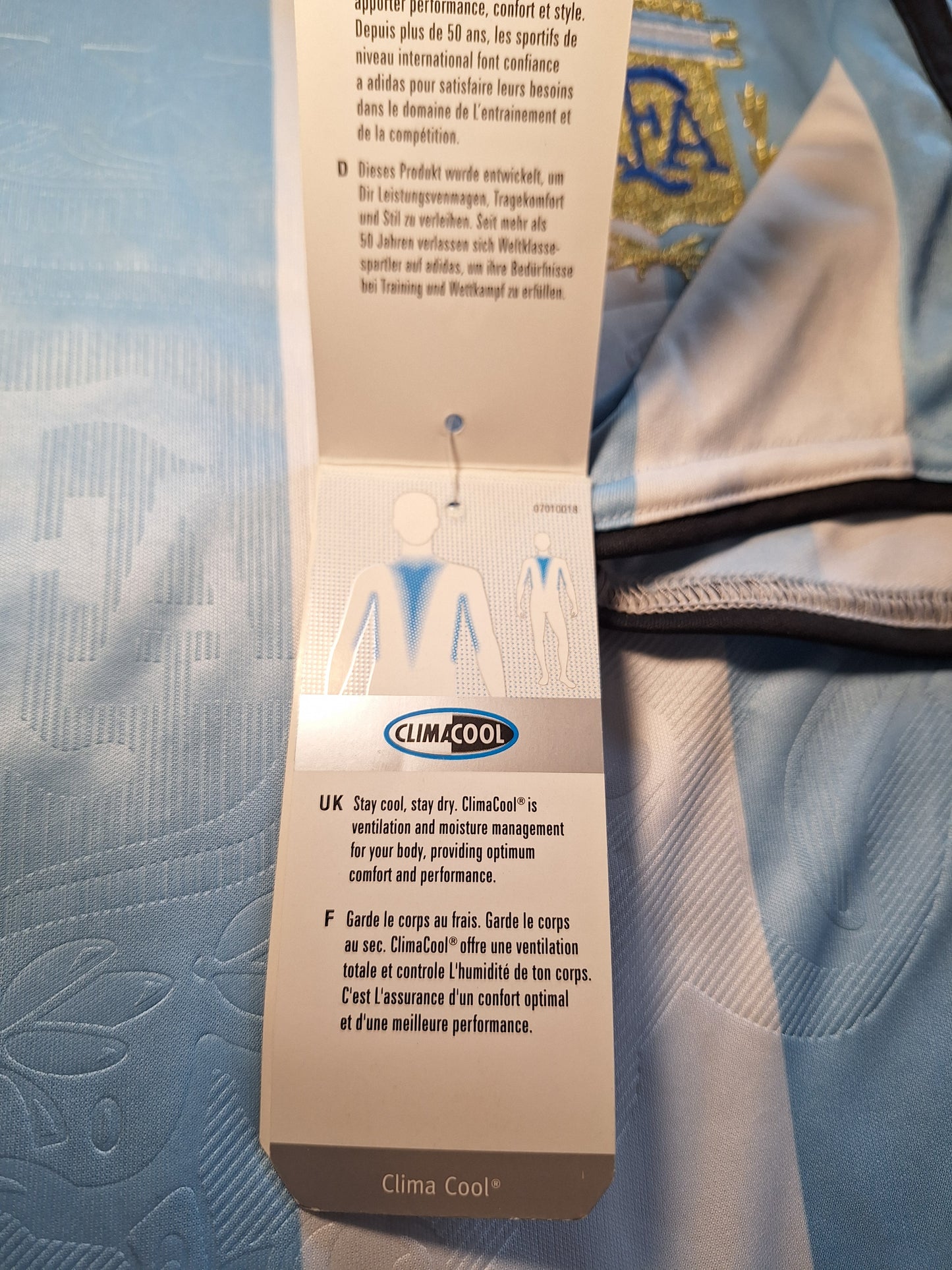Argentina 2008-2009 home shirt BNWT, Messi 18, M