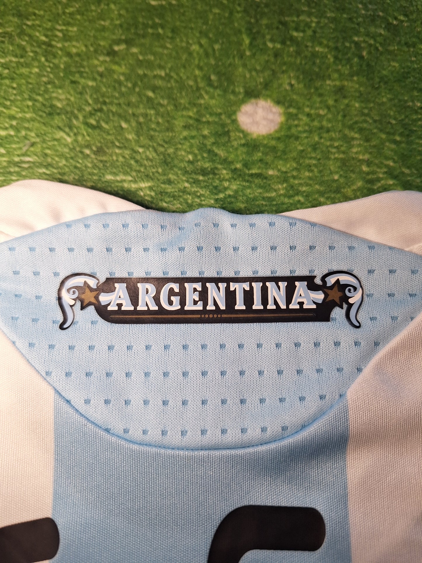 Argentina 2008-2009 home shirt BNWT, Messi 18, M