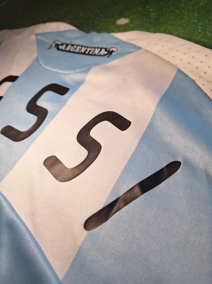 Argentina 2008-2009 home shirt BNWT, Messi 18, M