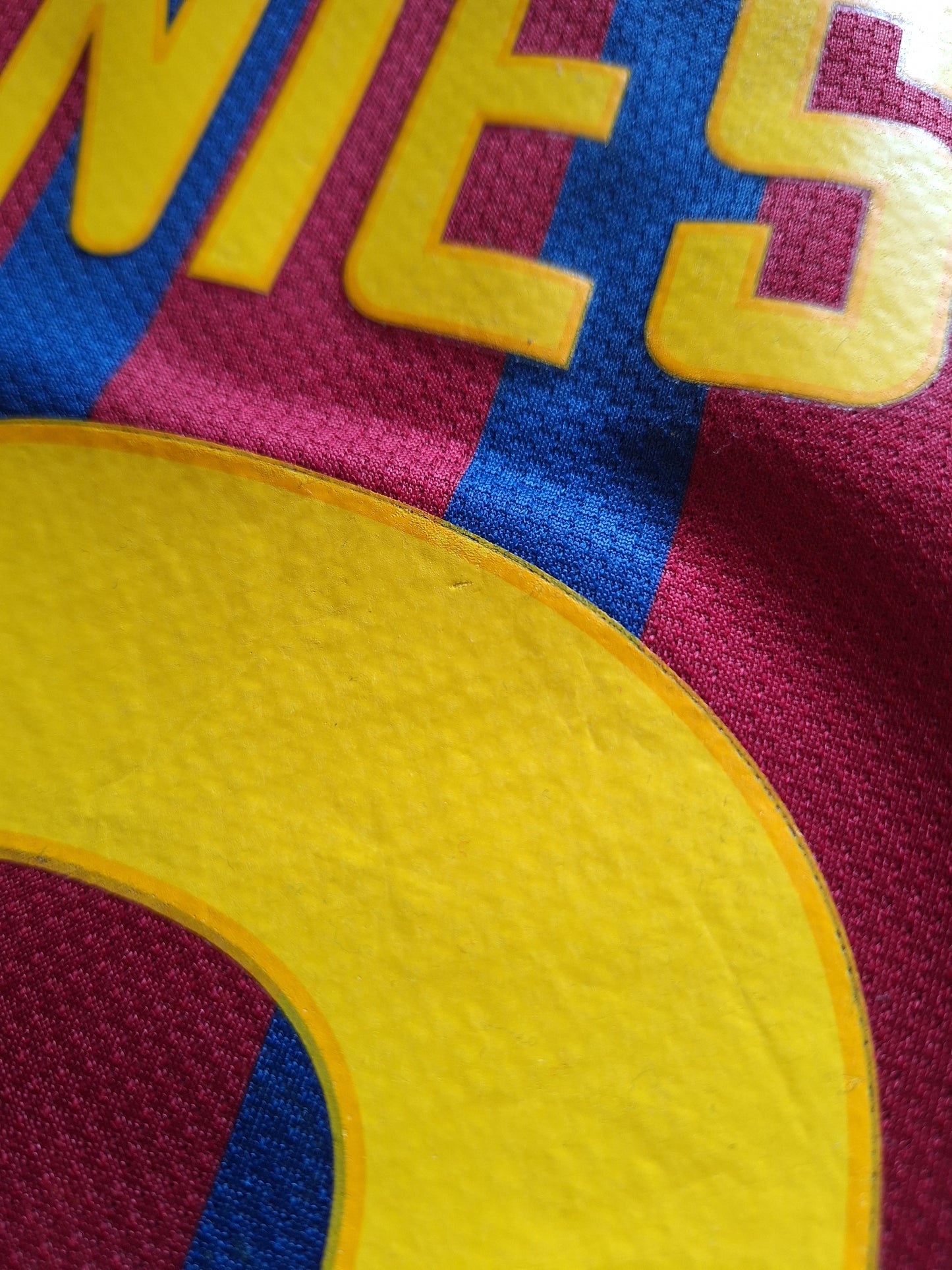 Barcelona 2011-2012 home shirt, Iniesta 8, M