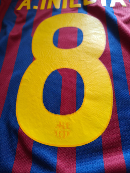 Barcelona 2011-2012 home shirt, Iniesta 8, M