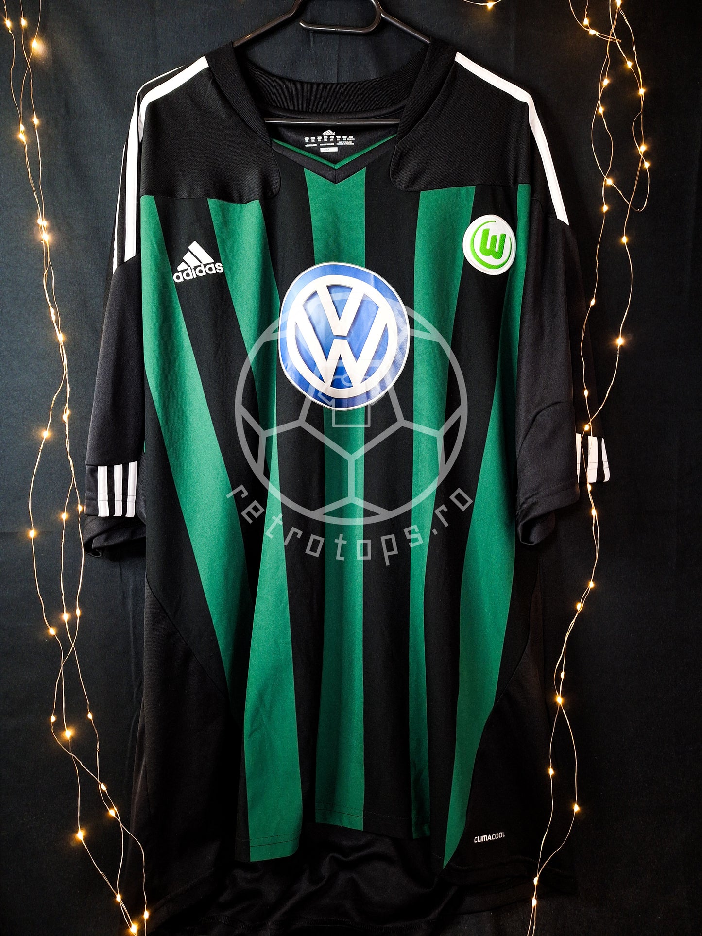 Wolfsburg 2010-2011 away, Diego 28, 3XL